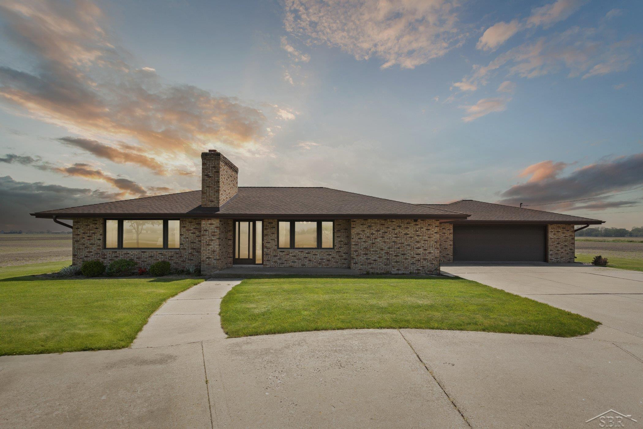 280 E Nebobish Road, Essexville, MI 48732 — front exterior