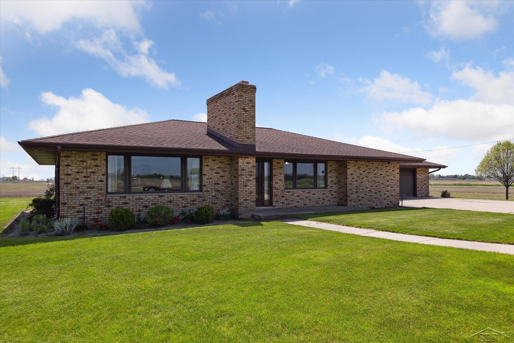 280 E Nebobish Road, Essexville, MI 48732 — Photo 2