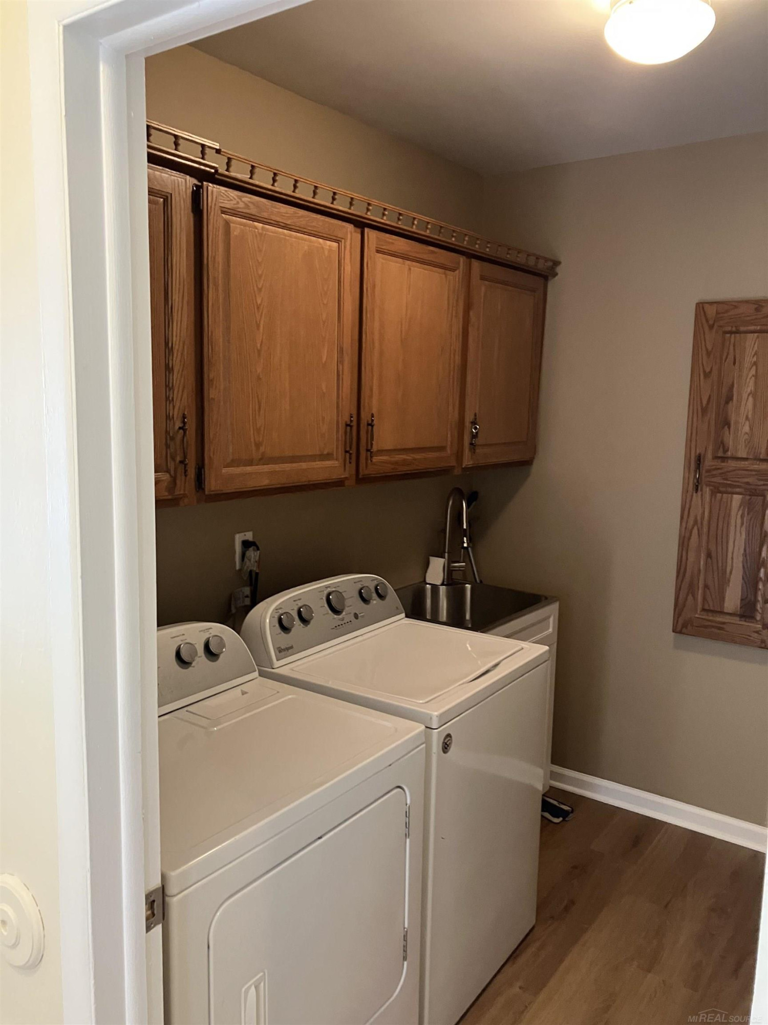 1240 Charleston Court, Northville, MI 48167 — Photo 4