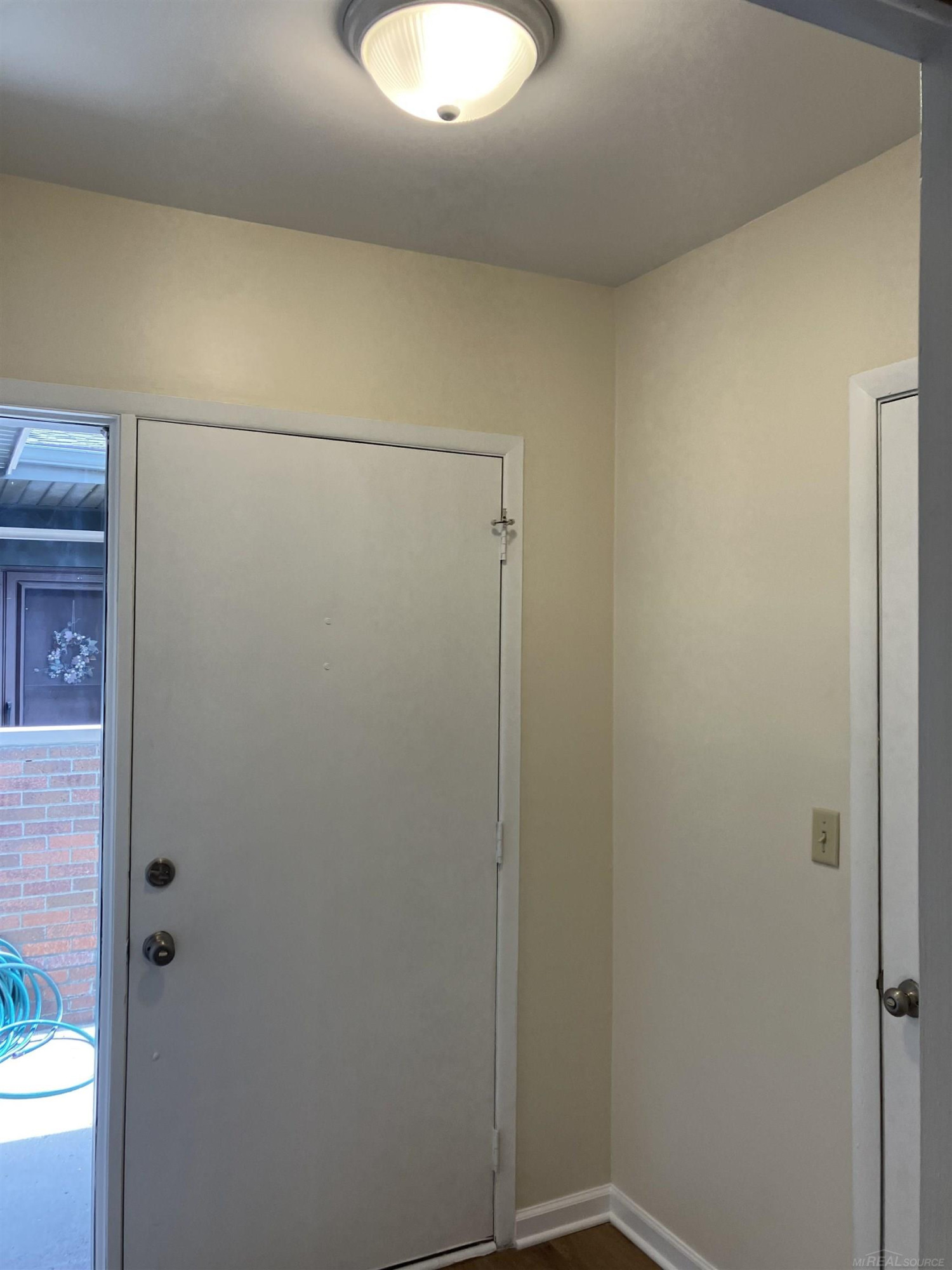 1240 Charleston Court, Northville, MI 48167 — Photo 6