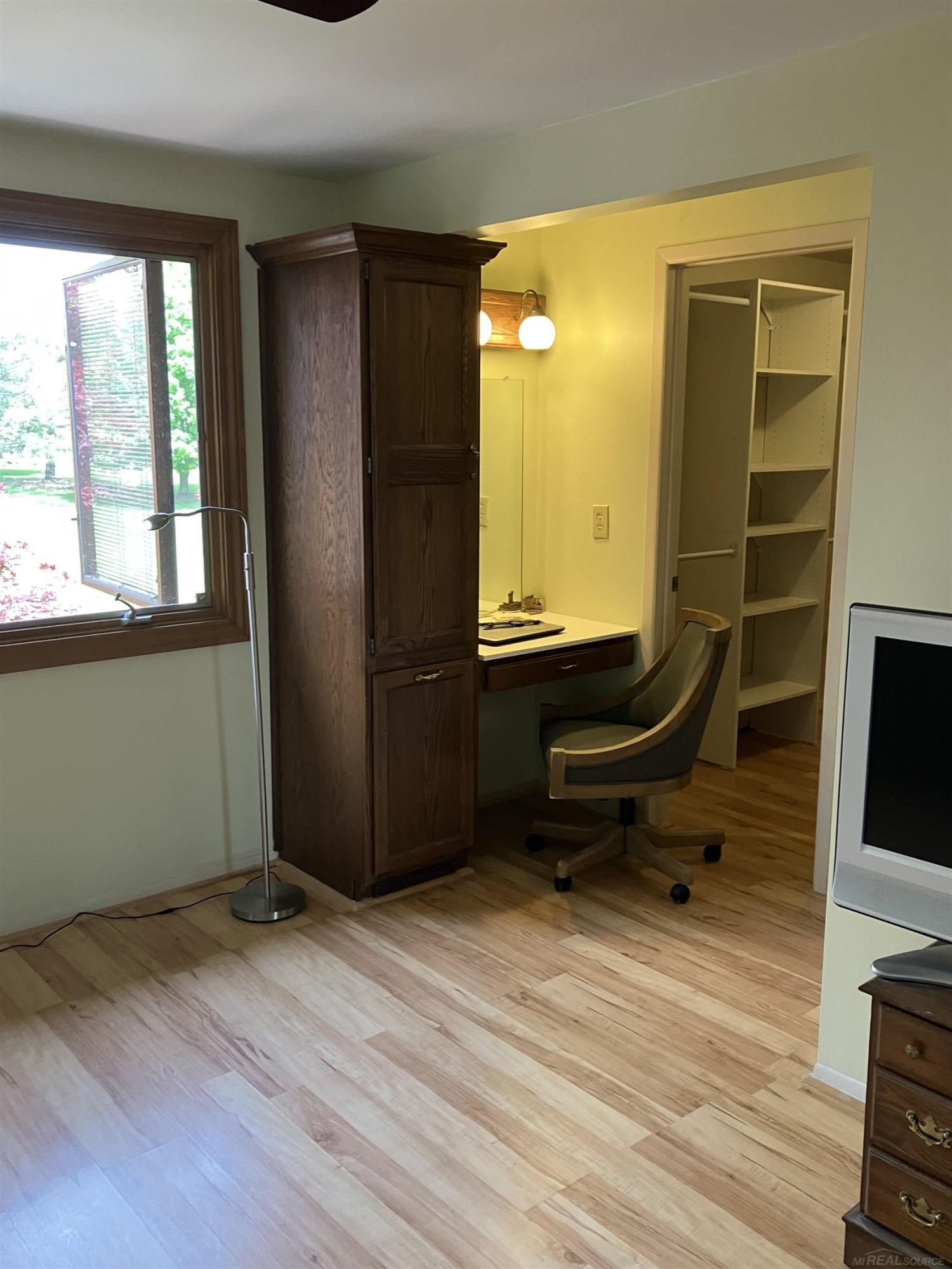 1240 Charleston Court, Northville, MI 48167 — Photo 17