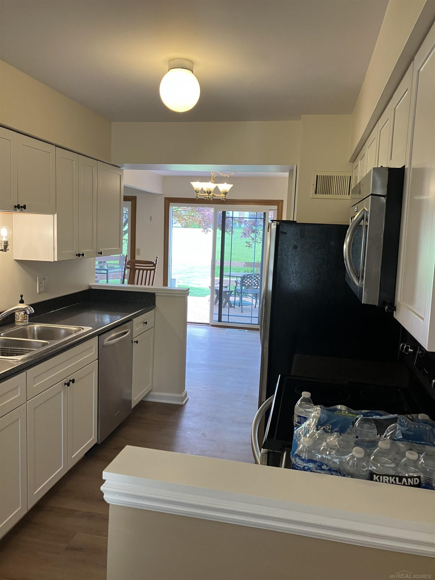 1240 Charleston Court, Northville, MI 48167 — Photo 35