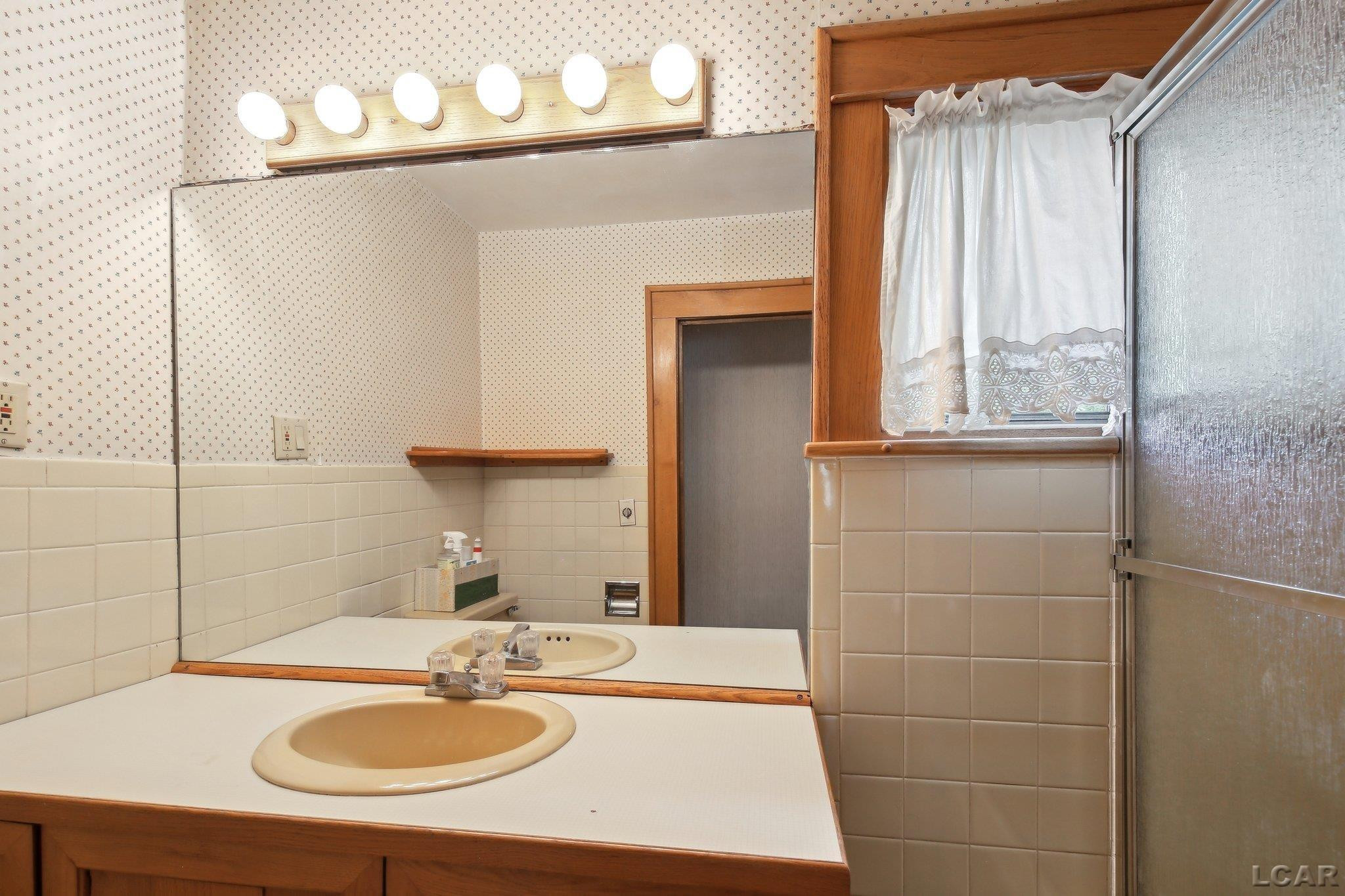 132 E Michigan Avenue, Clinton, MI 49236 — Photo 27