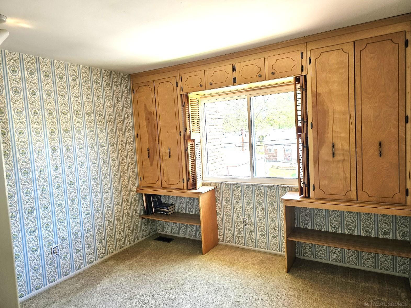 29498 Hoover Road, Warren, MI 48093 — Photo 16
