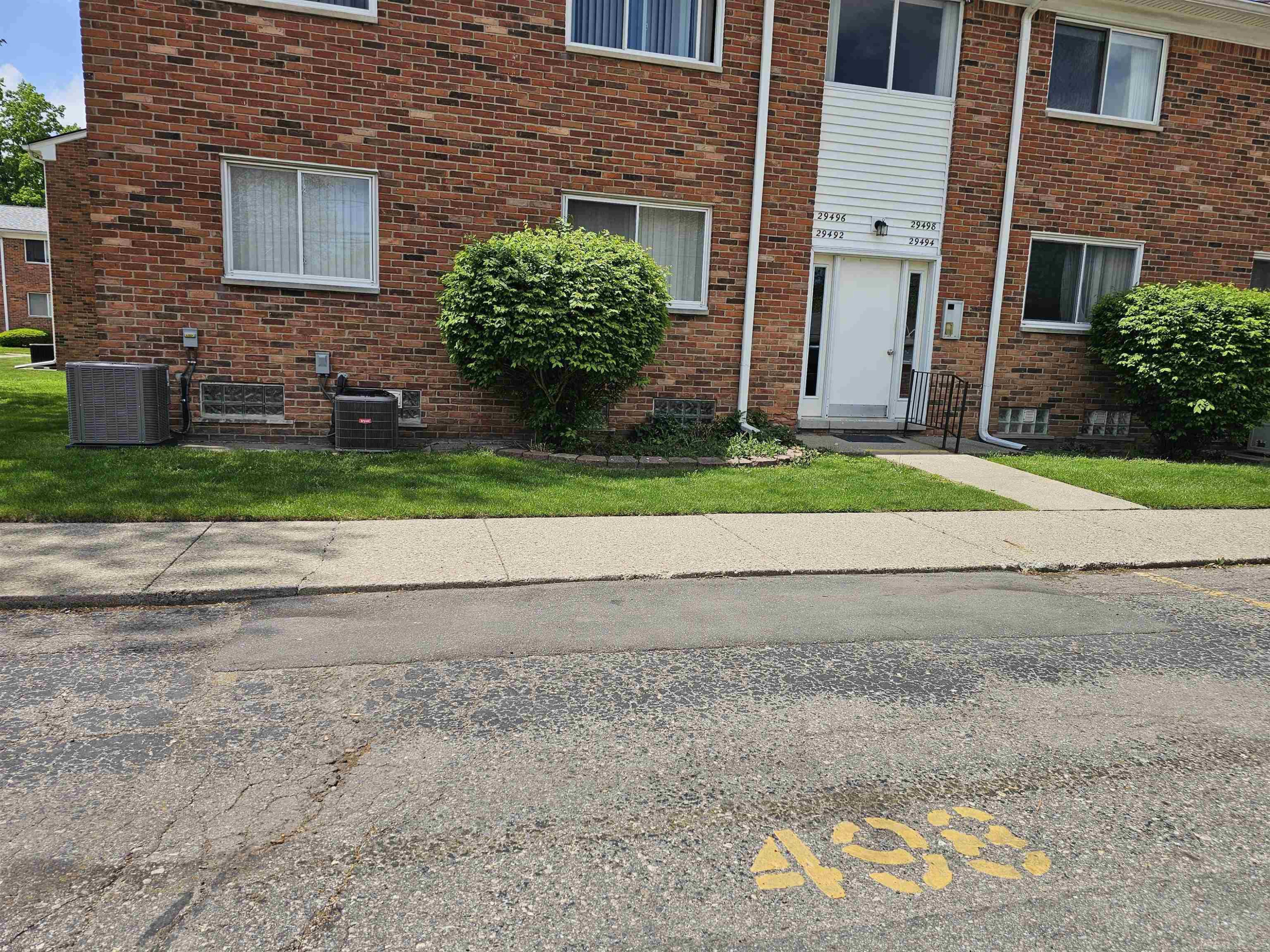 29498 Hoover Road, Warren, MI 48093 — Photo 25