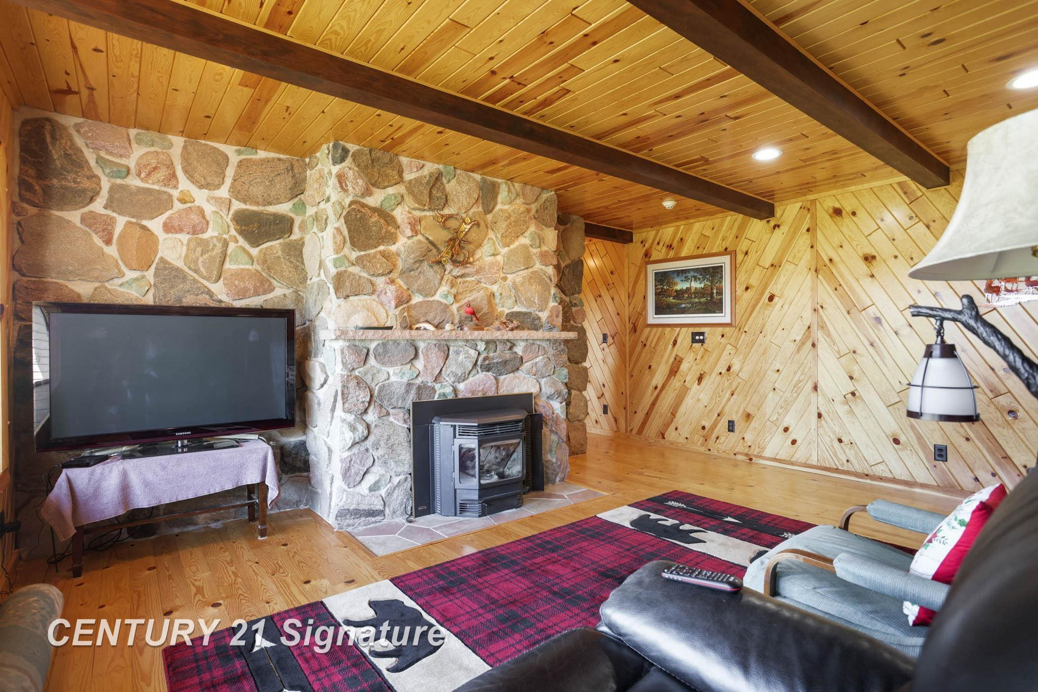 4285 N Iva Road, Hemlock, MI 48626 — Photo 32