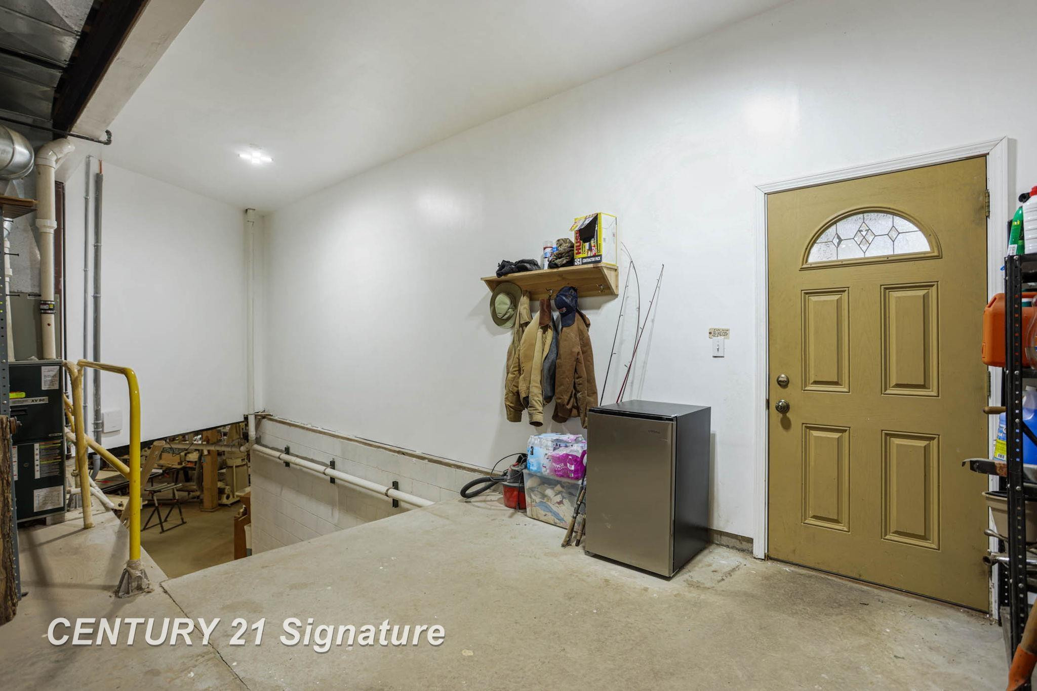 4285 N Iva Road, Hemlock, MI 48626 — Photo 67