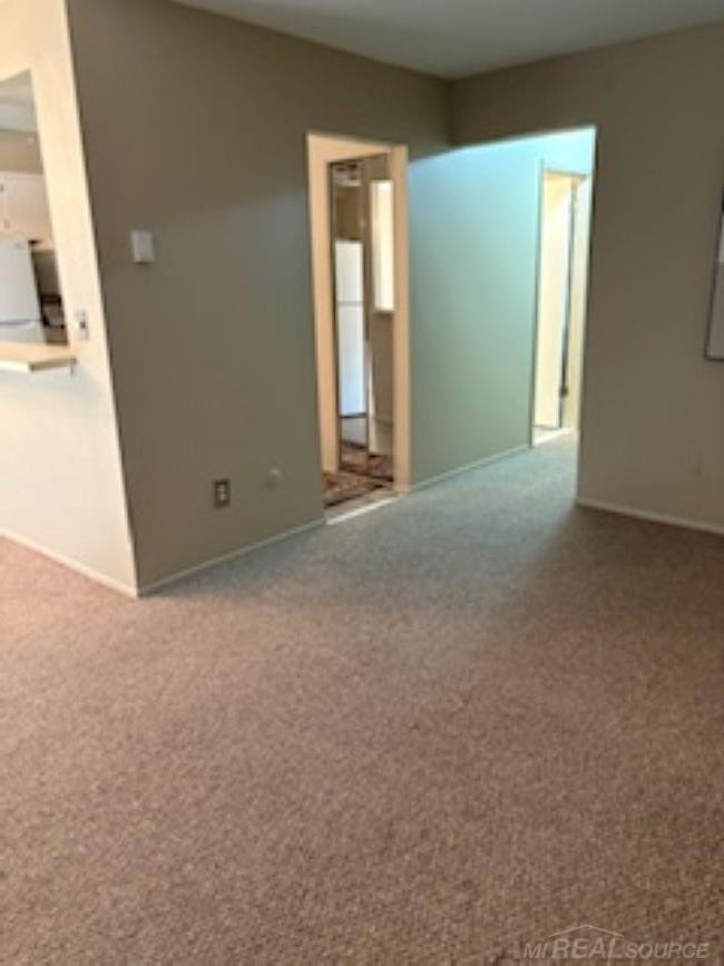 7345 Woodview Dr. 2 Street, Bldg 5 unit 58, Westland, MI — Photo 4