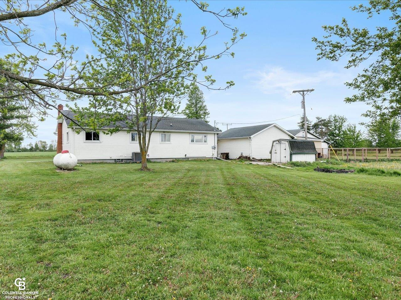 903 E Burns Line Road, Melvin, MI 48454 — Photo 4