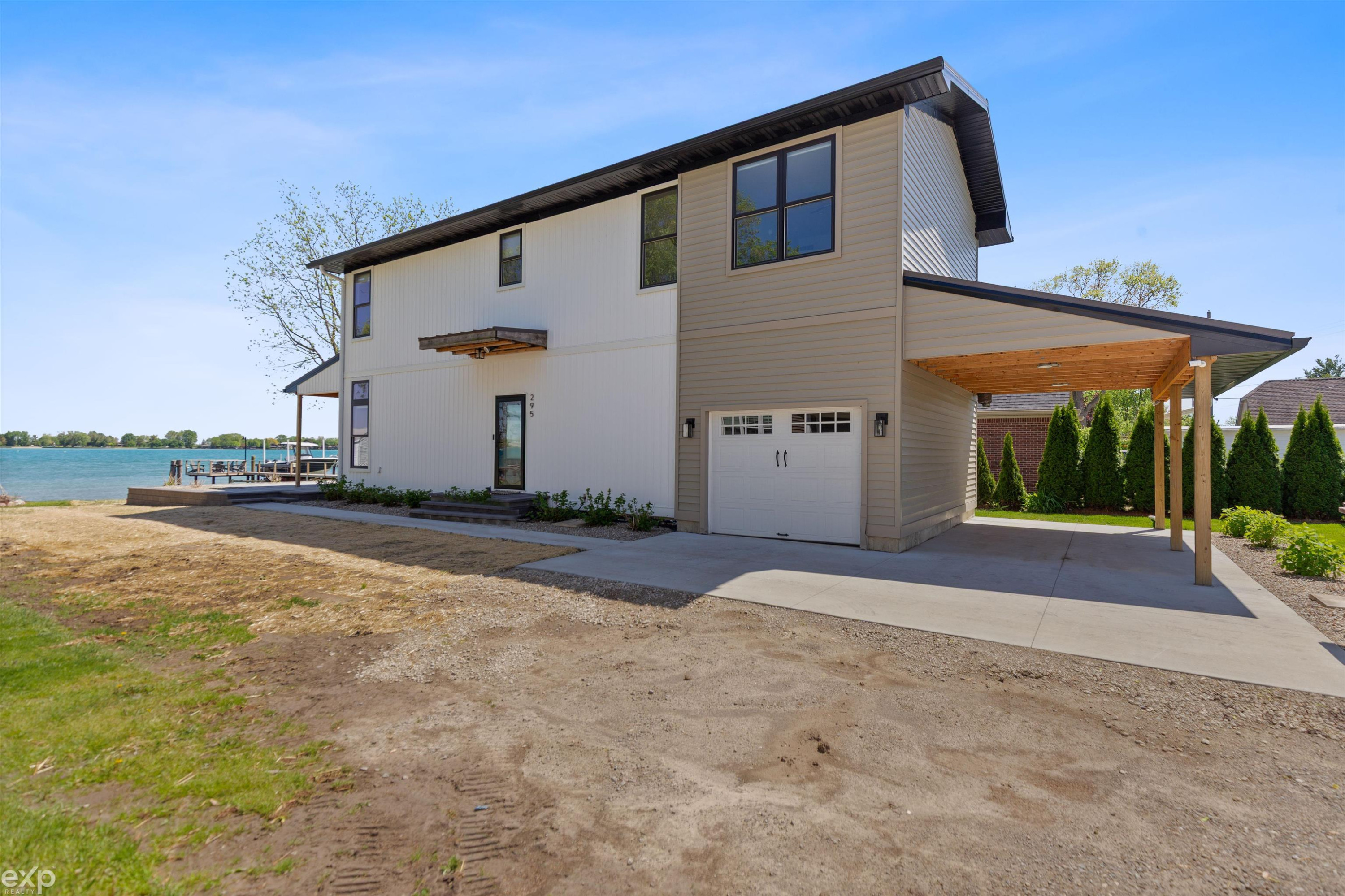 295 Martindale Court, MI — Photo 2