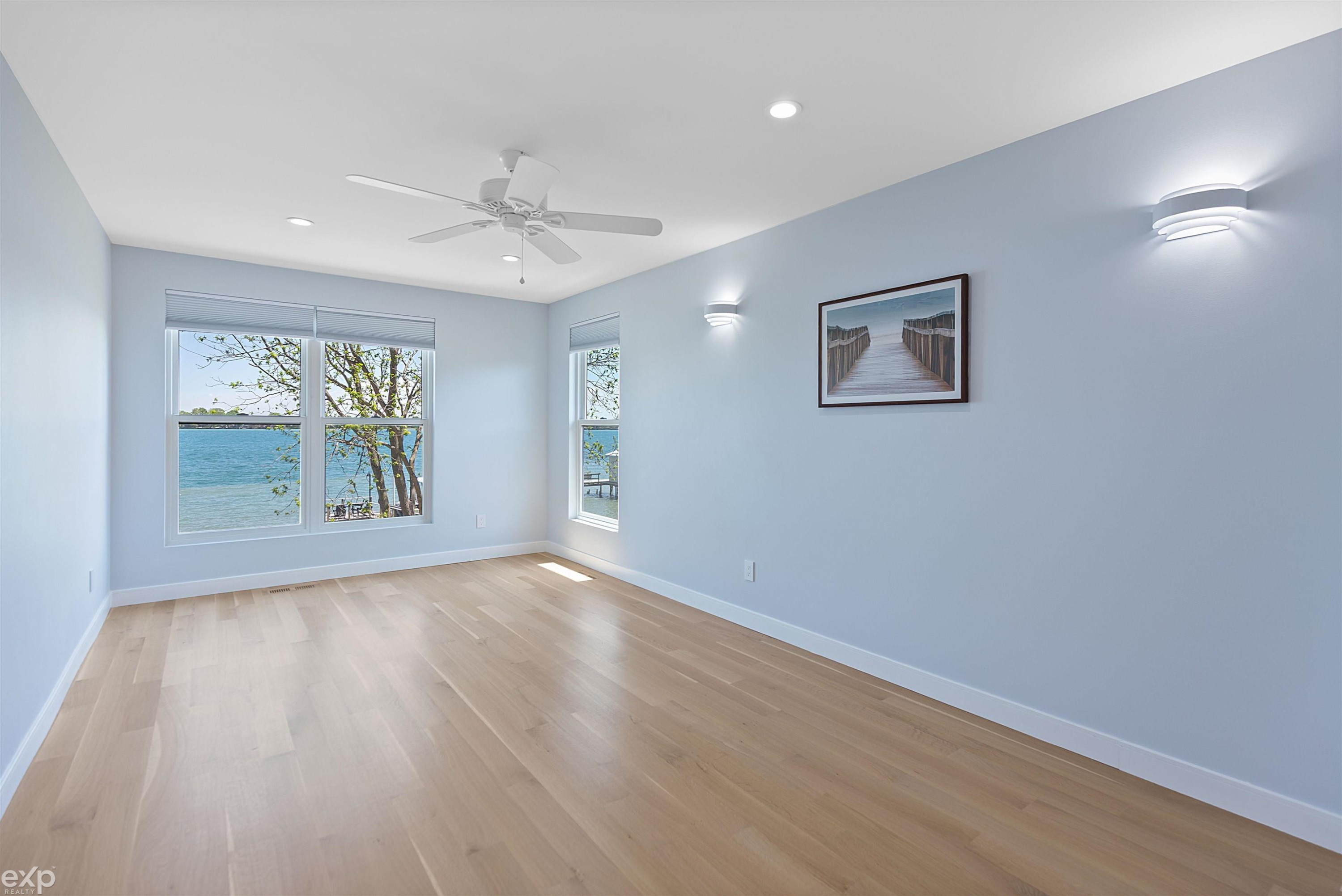 295 Martindale Court, MI — Photo 15