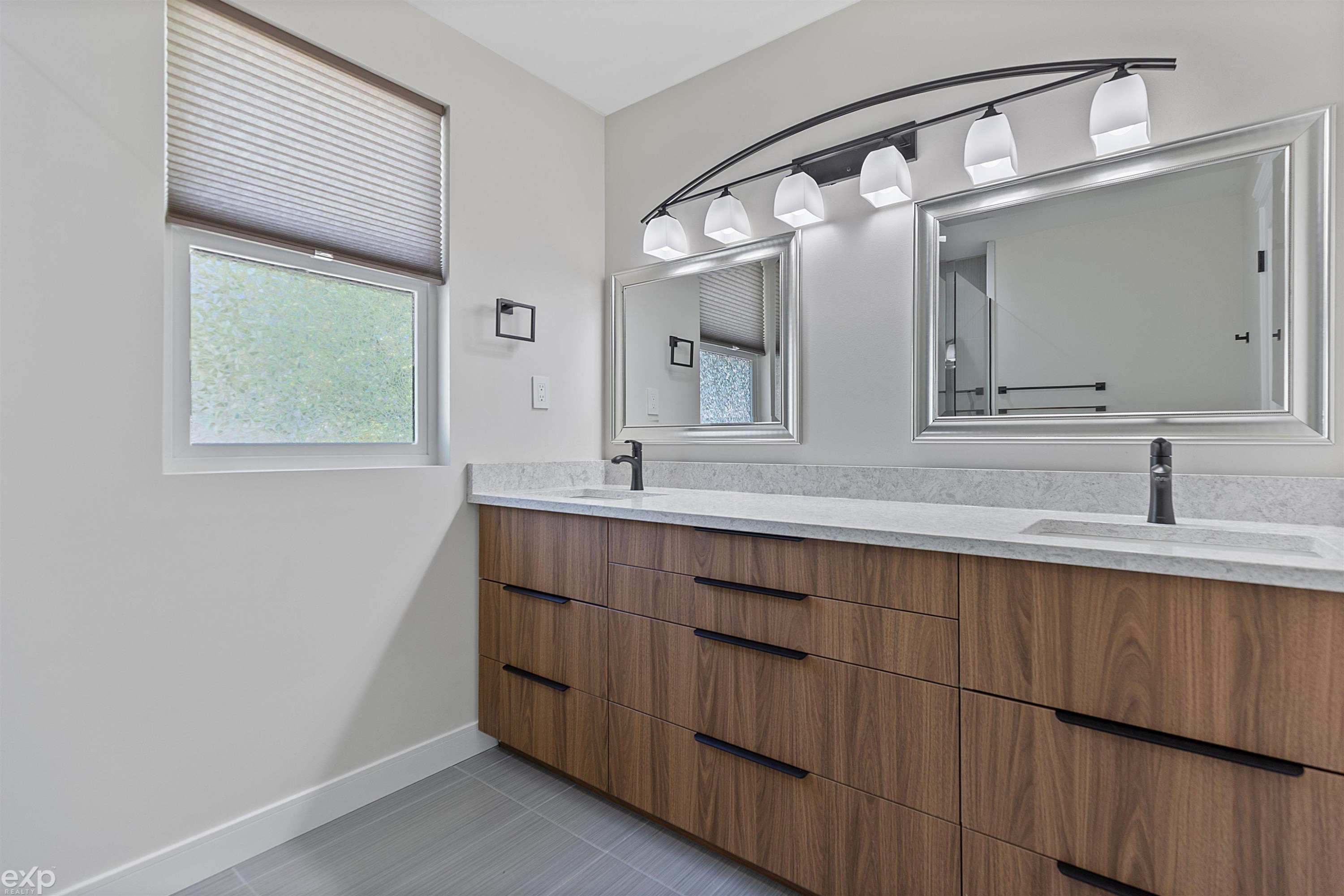 295 Martindale Court, MI — Photo 27
