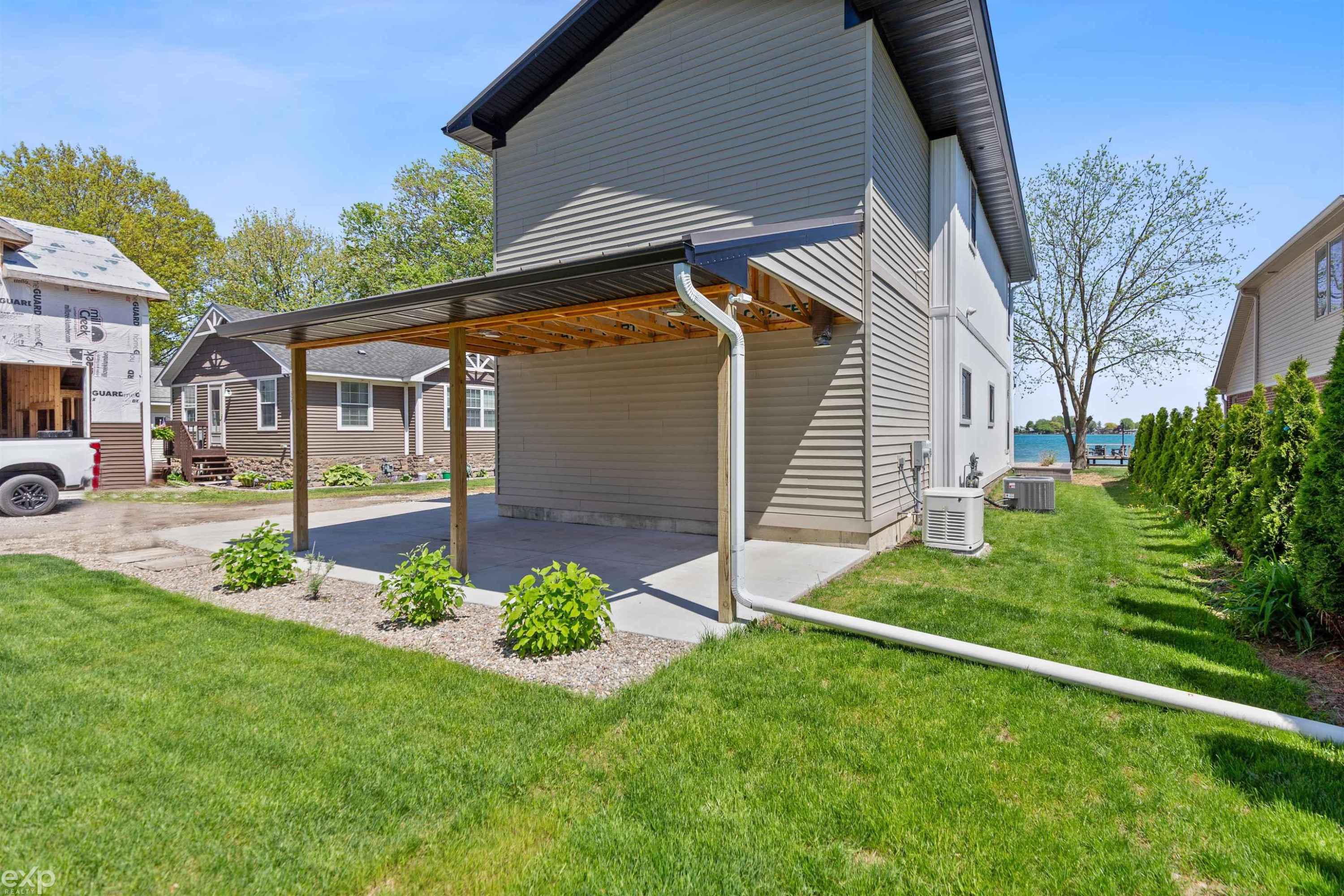 295 Martindale Court, MI — Photo 38