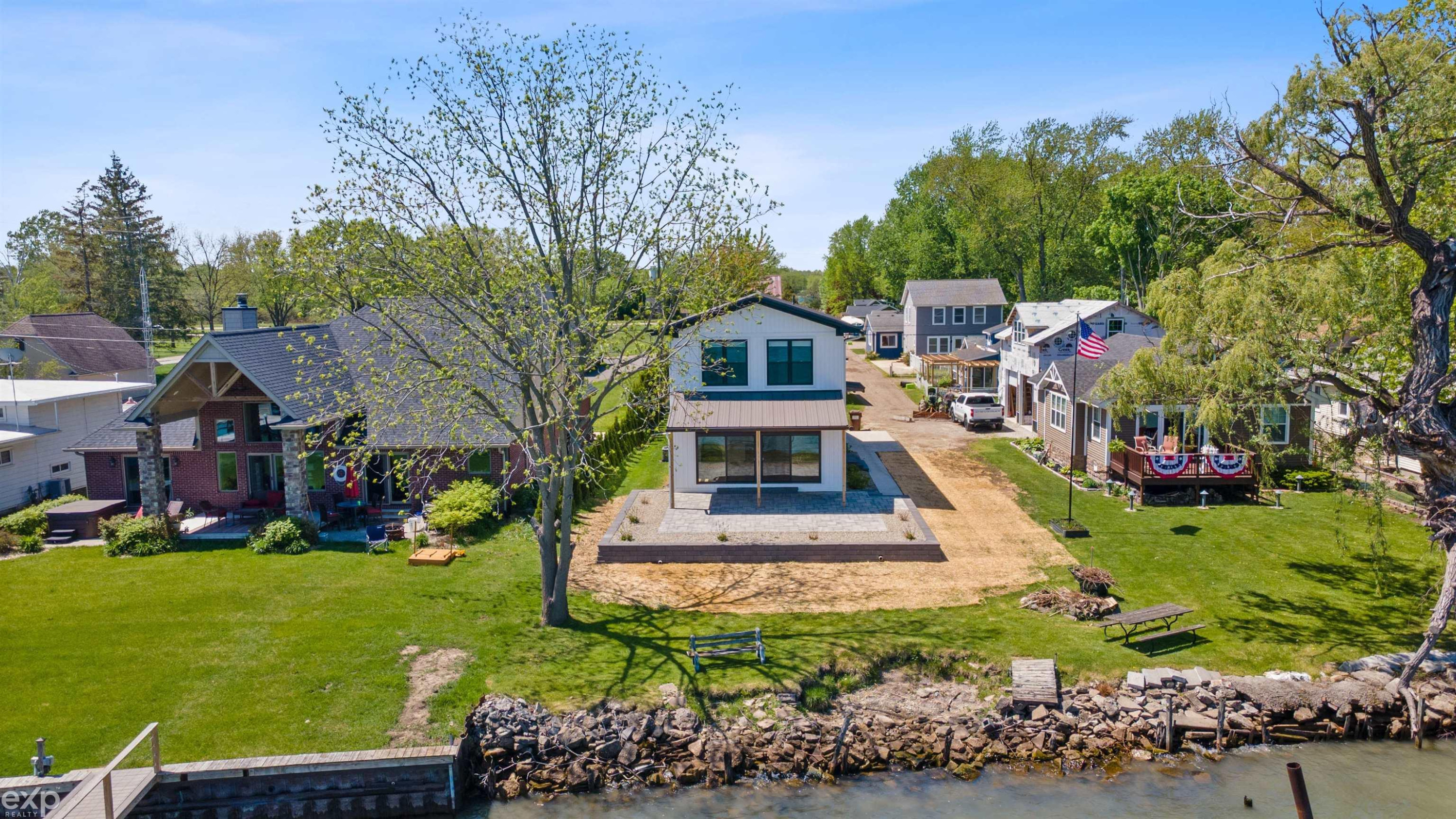 295 Martindale Court, MI — Photo 42