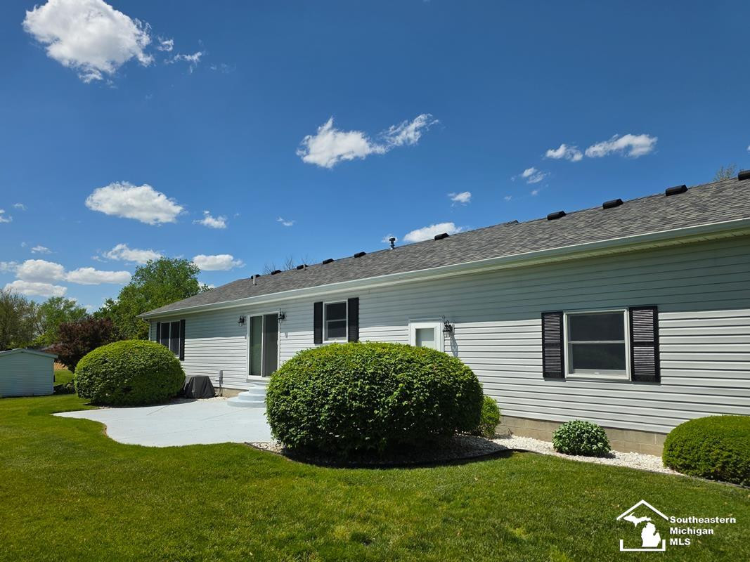 2935 1st Street, La Salle, MI — Photo 6