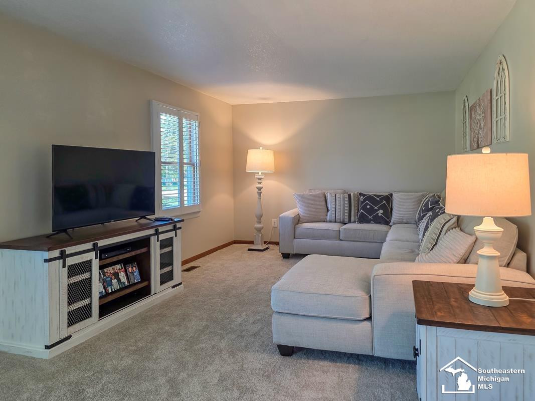 2935 1st Street, La Salle, MI — Photo 12