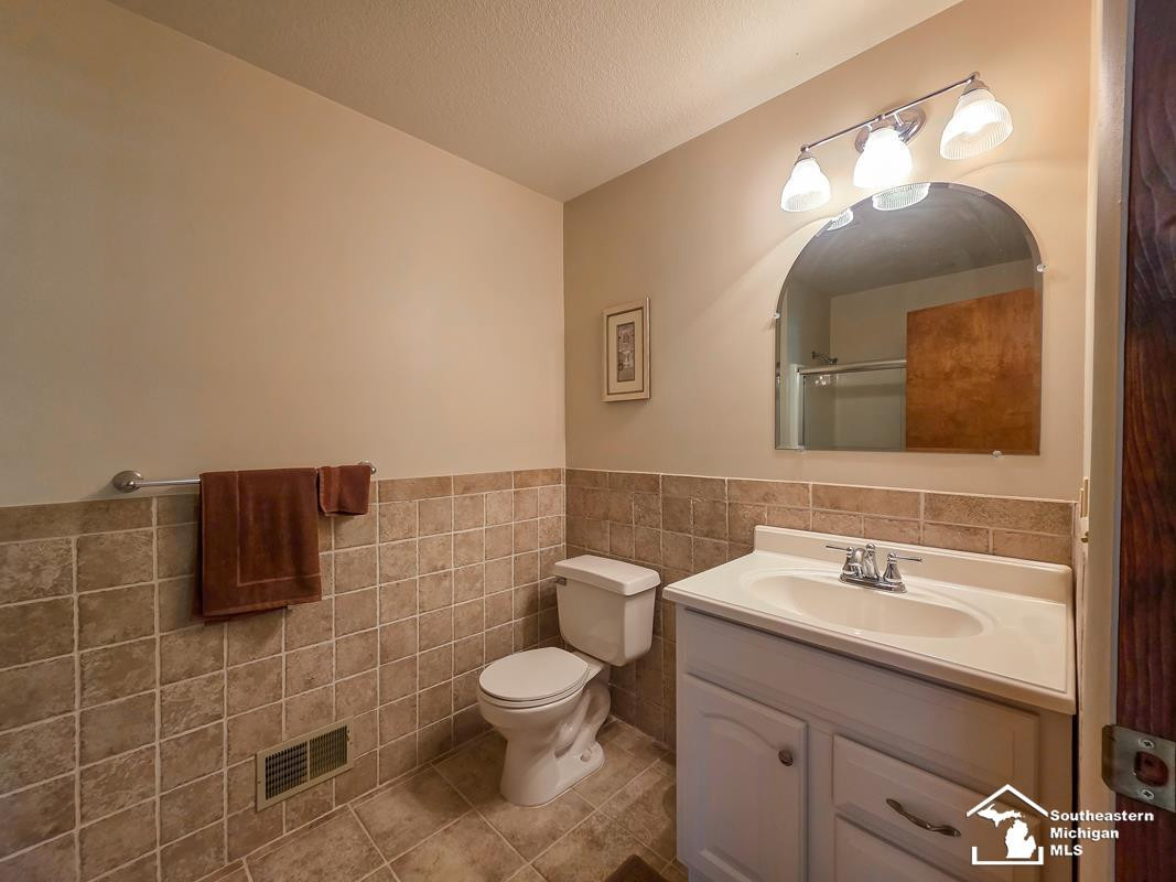 2935 1st Street, La Salle, MI — Photo 21