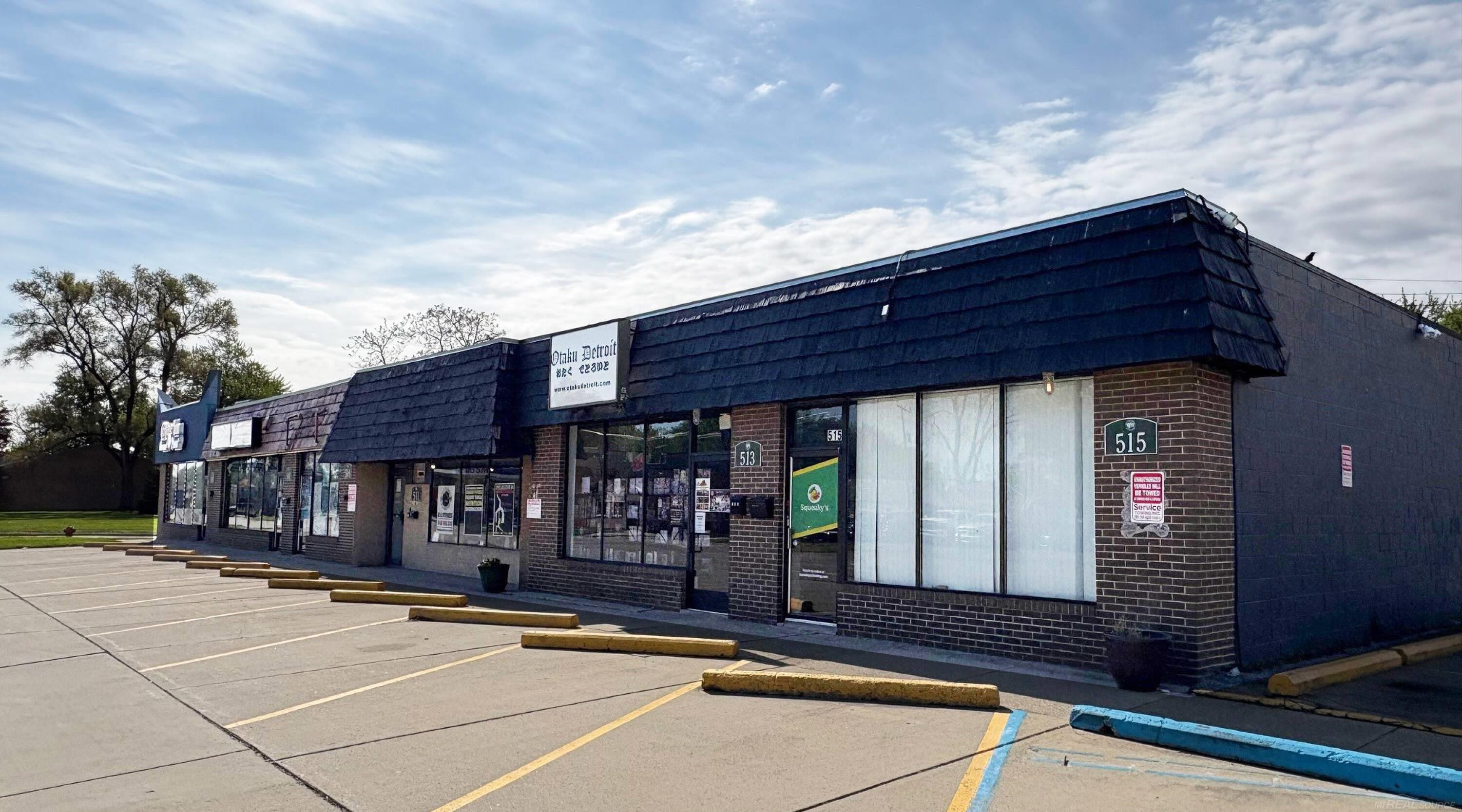 513-515 W 11 Mile Road, MI 48071 — Photo 3