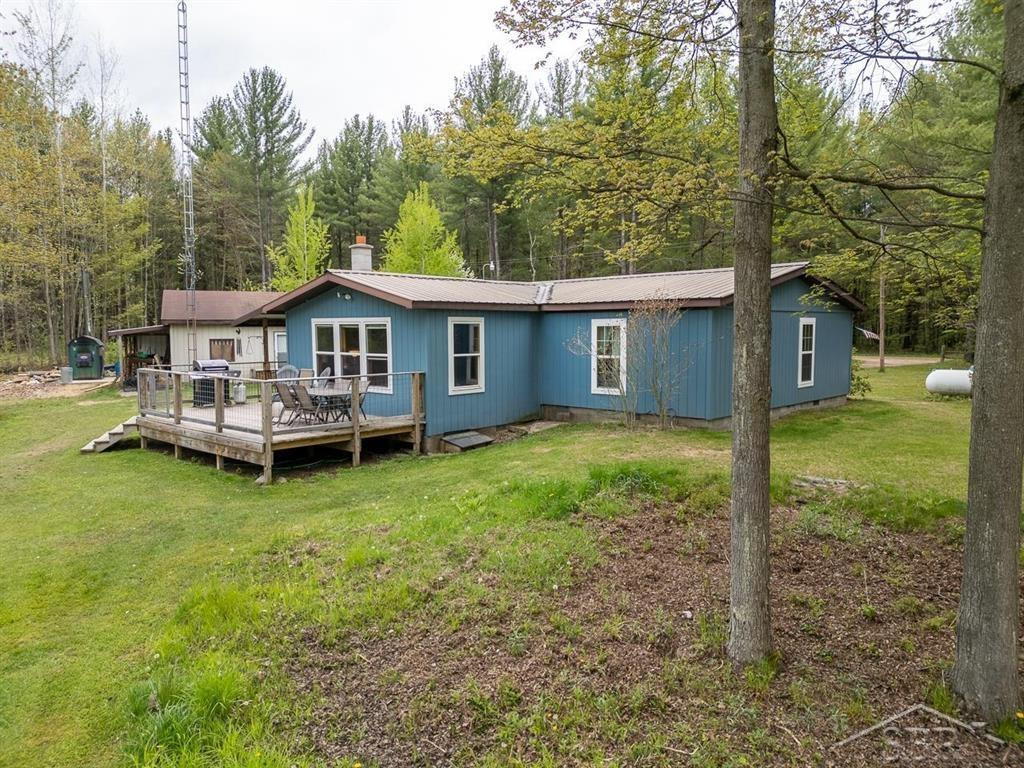 5332 N Alamando Road, Coleman, MI 48618 — Photo 10