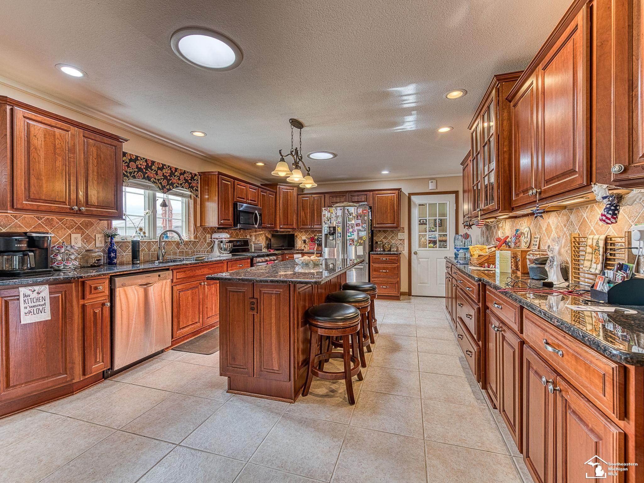 12667 Exeter Road, Carleton, MI 48117 — Photo 9