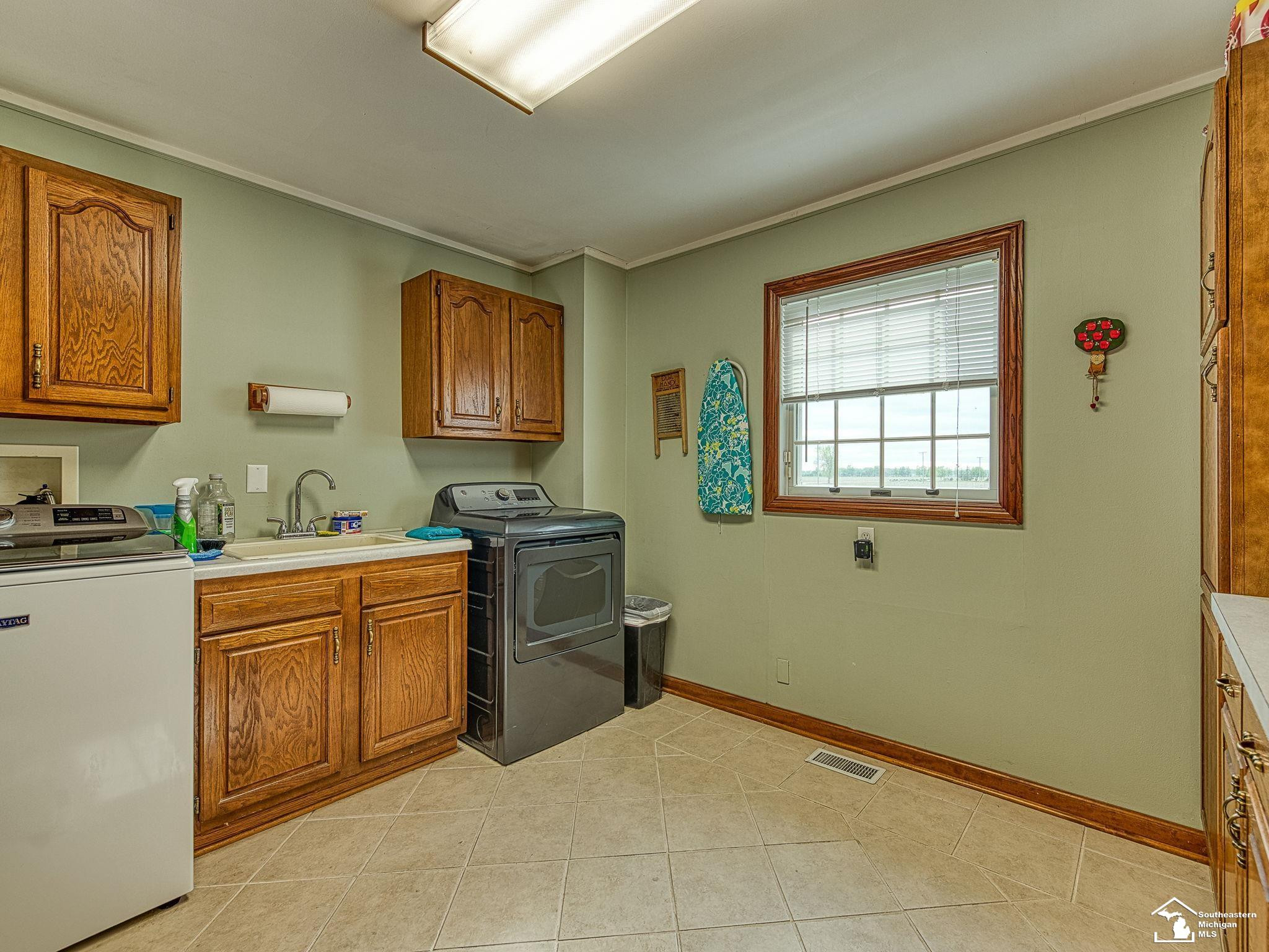 12667 Exeter Road, Carleton, MI 48117 — Photo 18
