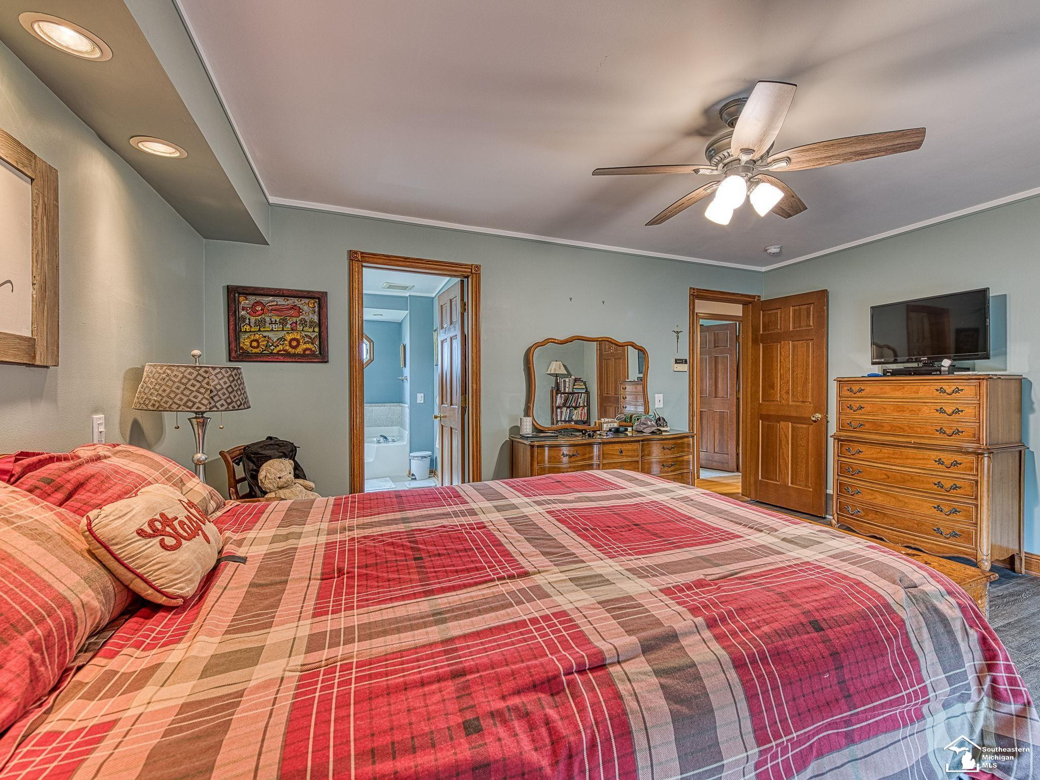 12667 Exeter Road, Carleton, MI 48117 — Photo 21
