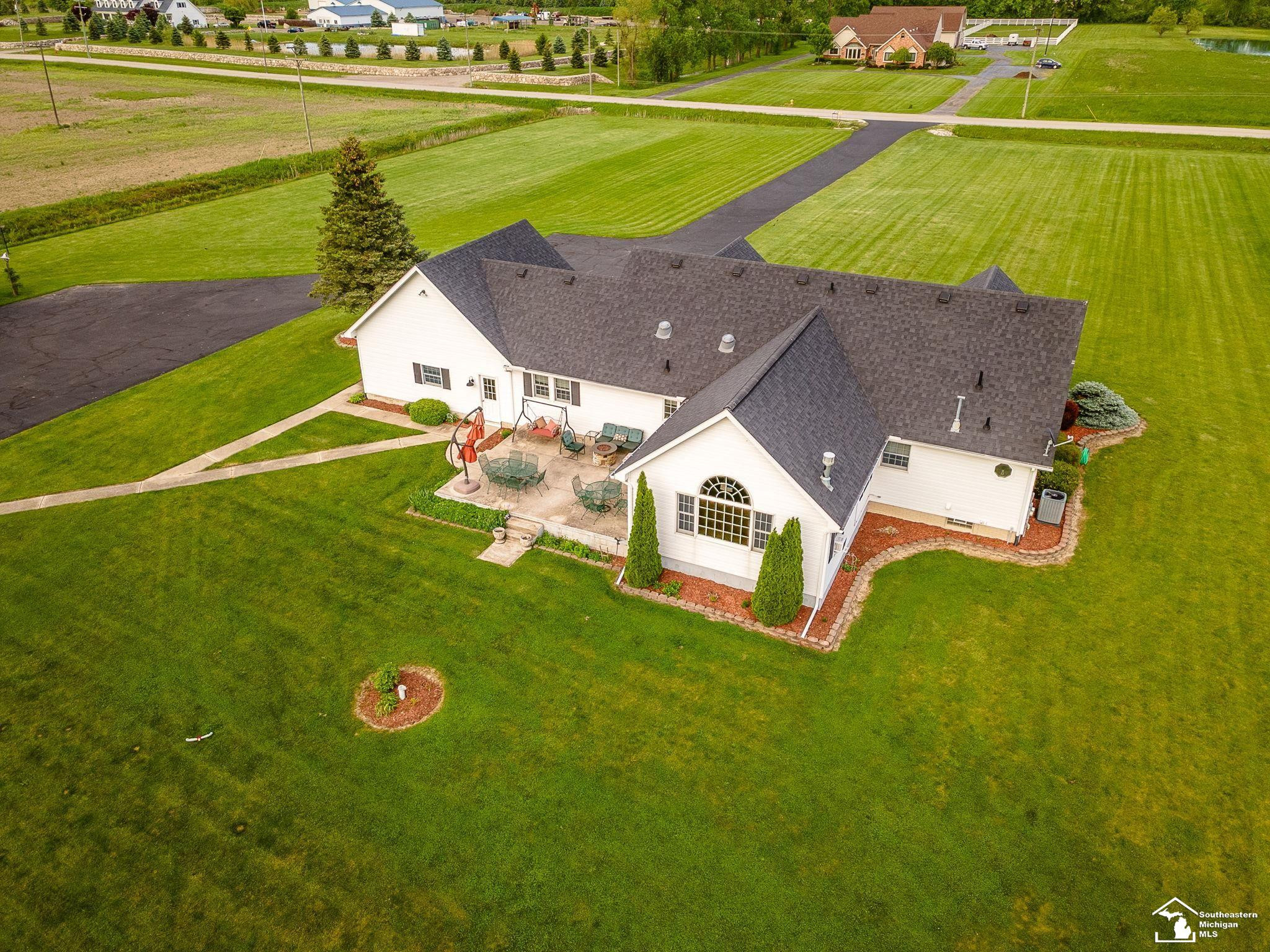 12667 Exeter Road, Carleton, MI 48117 — Photo 41