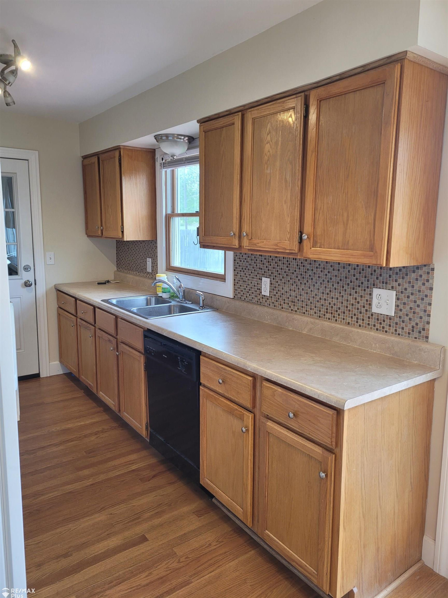 1082 Morris Road, Lapeer, MI 48446 — Photo 8