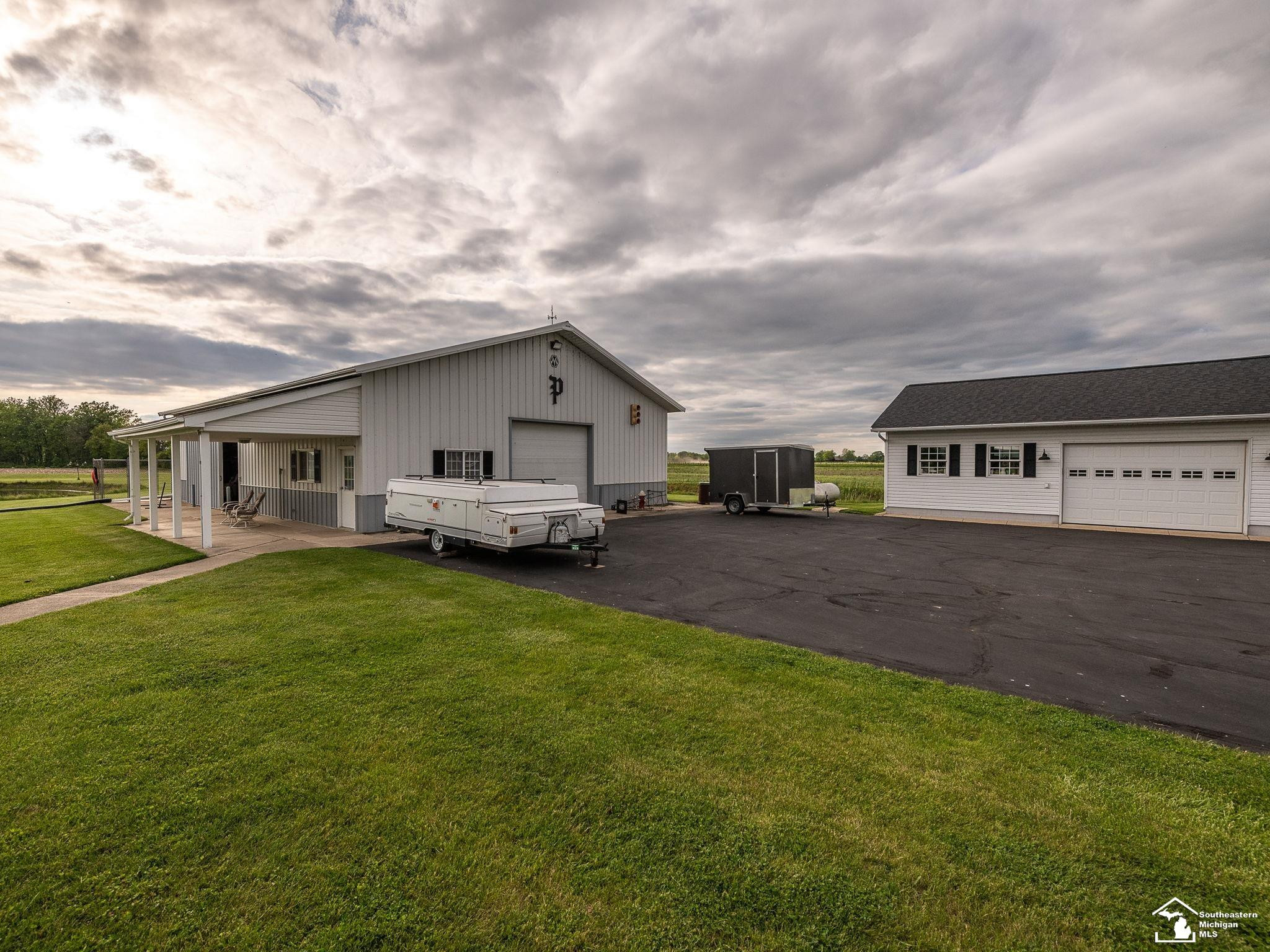 12667 Exeter Road, Carleton, MI 48117 — Photo 46