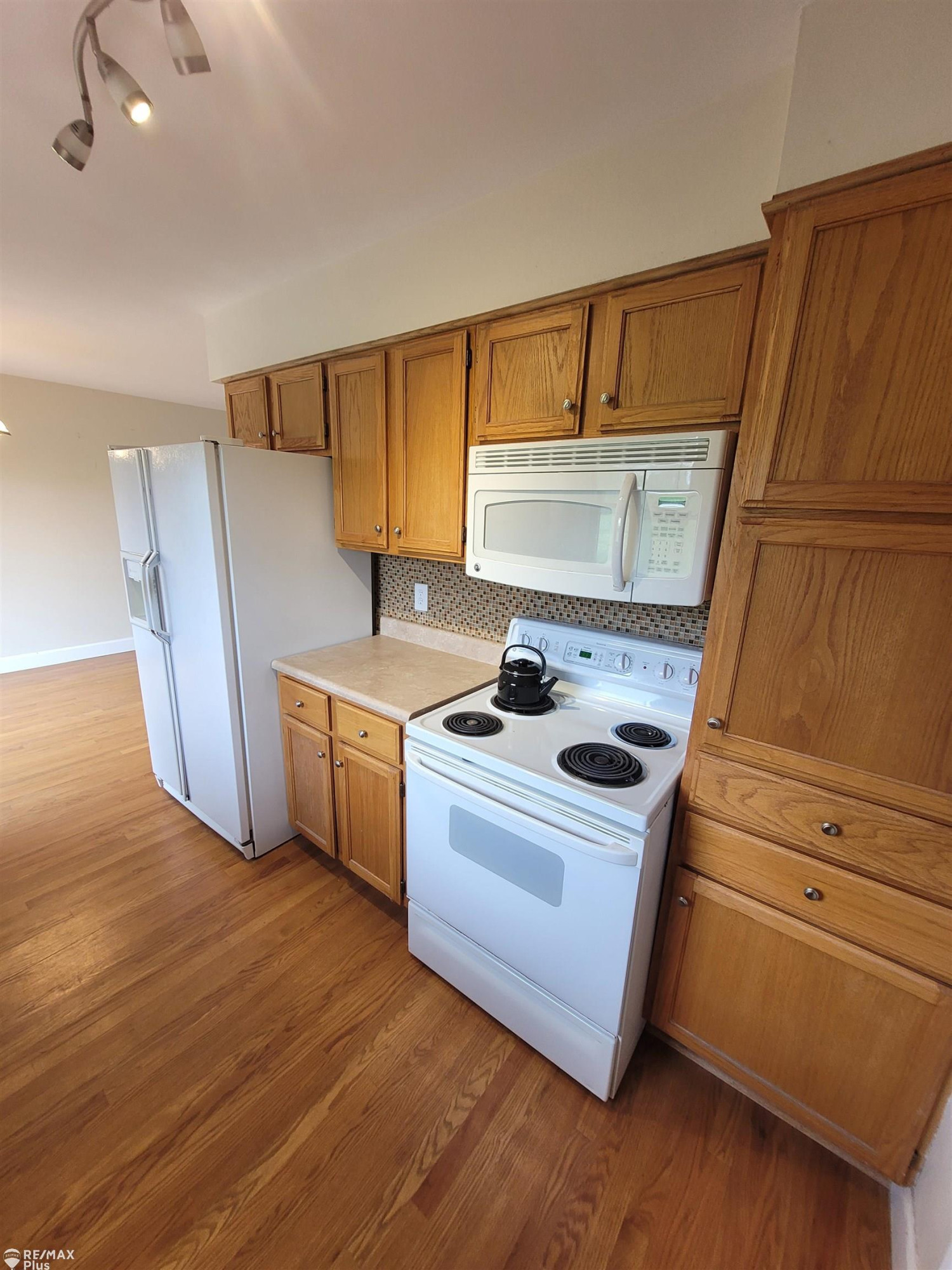 1082 Morris Road, Lapeer, MI 48446 — Photo 10