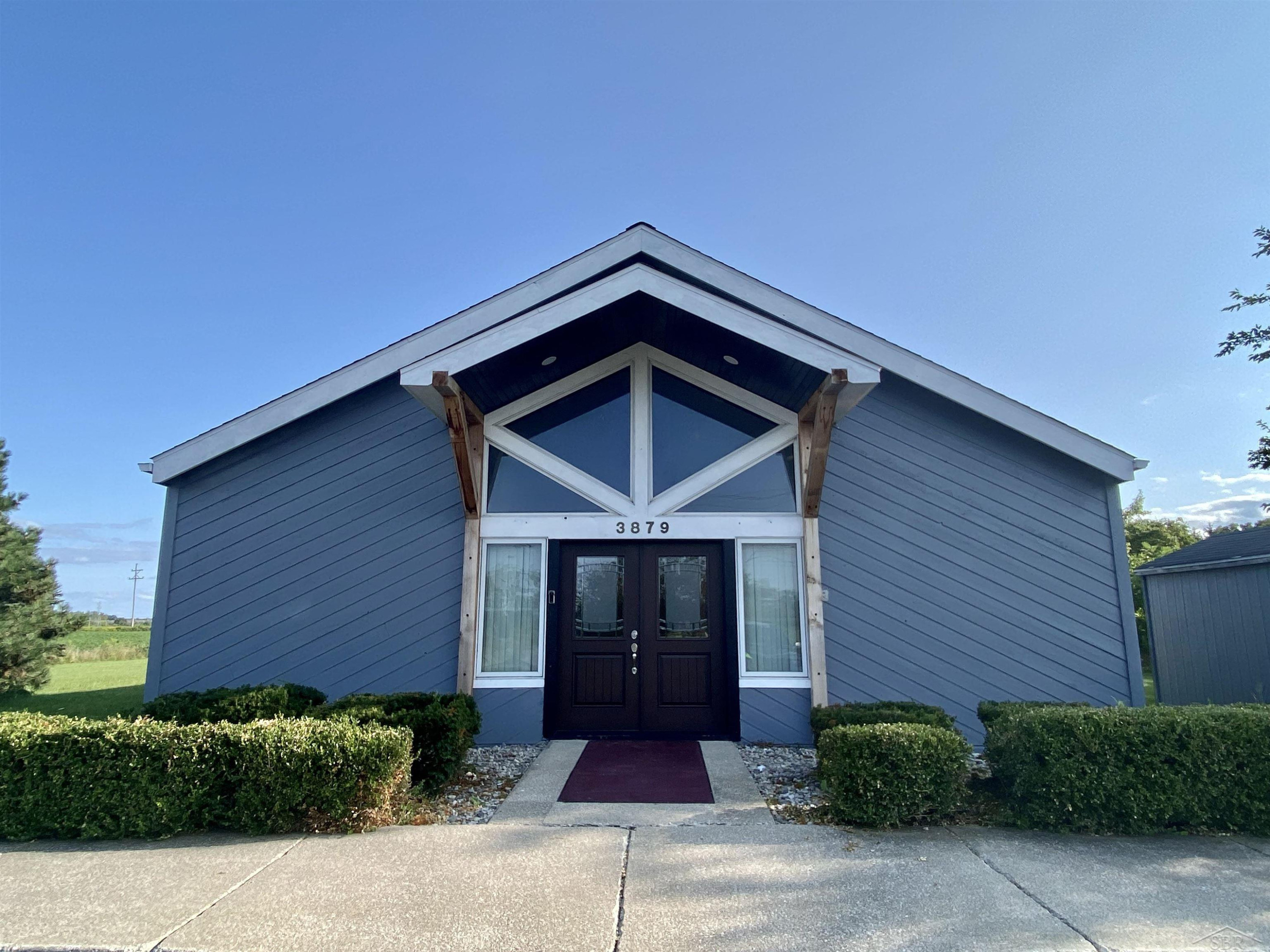 3879 Kochville Road, Saginaw, MI 48604 — front exterior