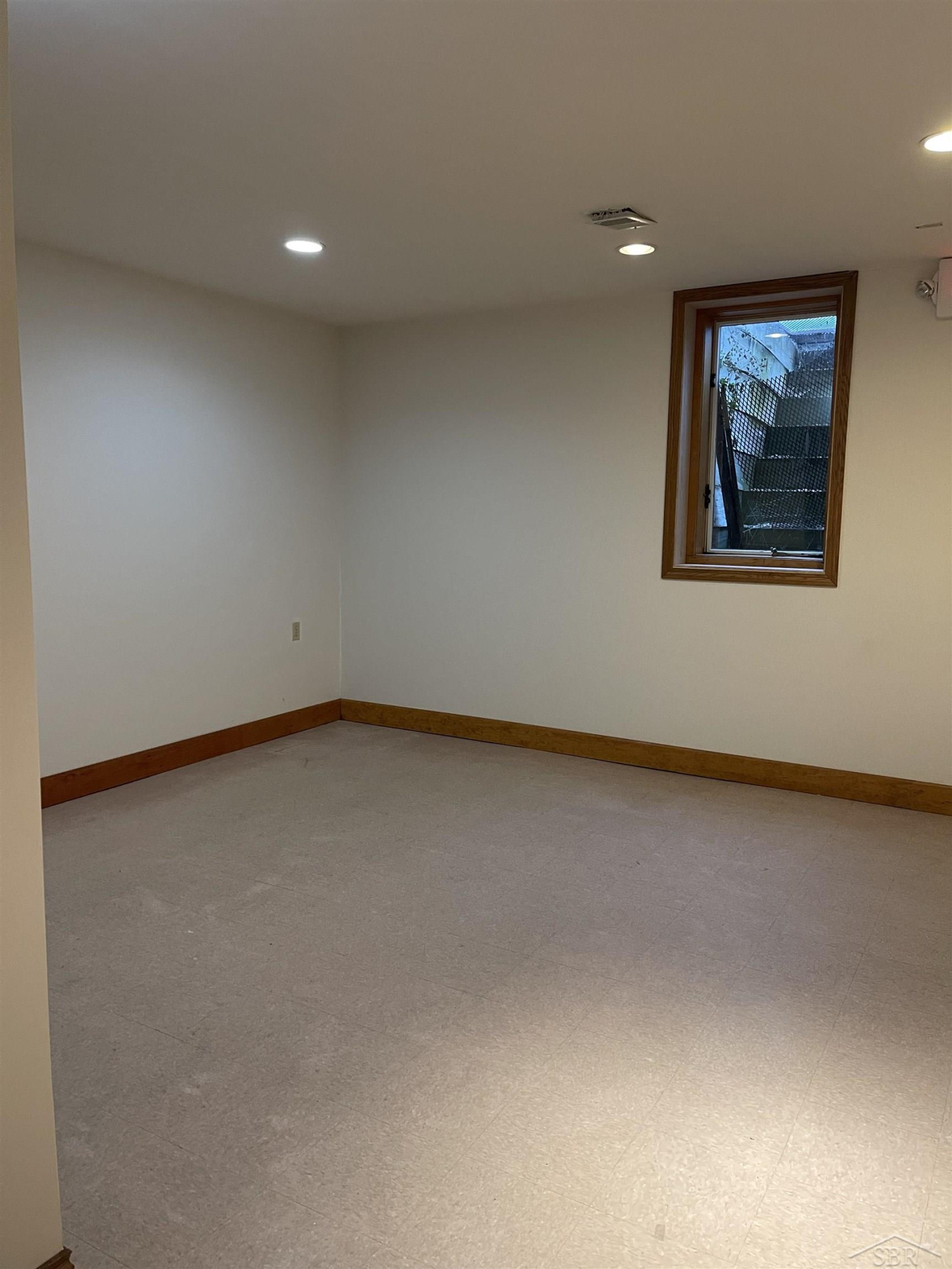 3879 Kochville Road, Saginaw, MI 48604 — Photo 30