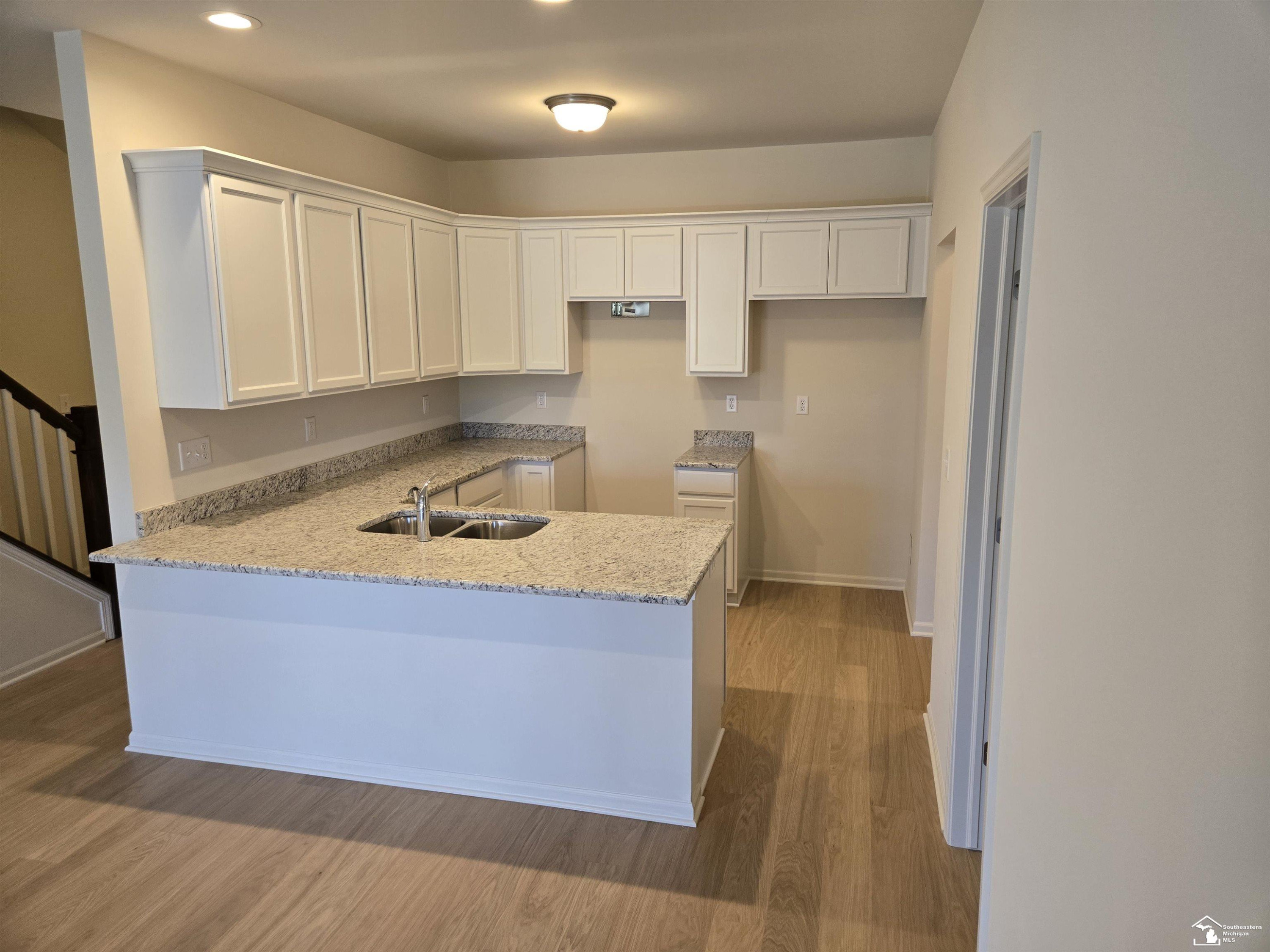 805 Plum Village Drive, Unit 58, Monroe, MI 48161 — Photo 2