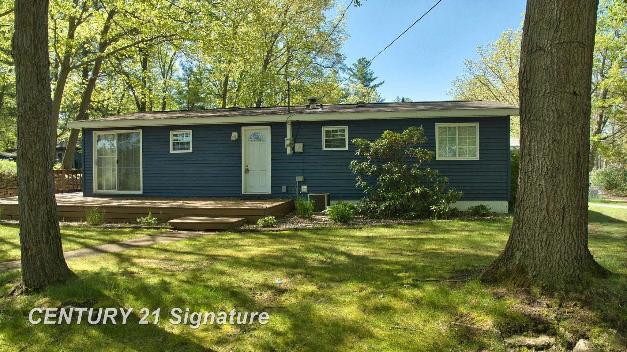 551 W Donald Drive, Sanford, MI 48657 — Photo 5