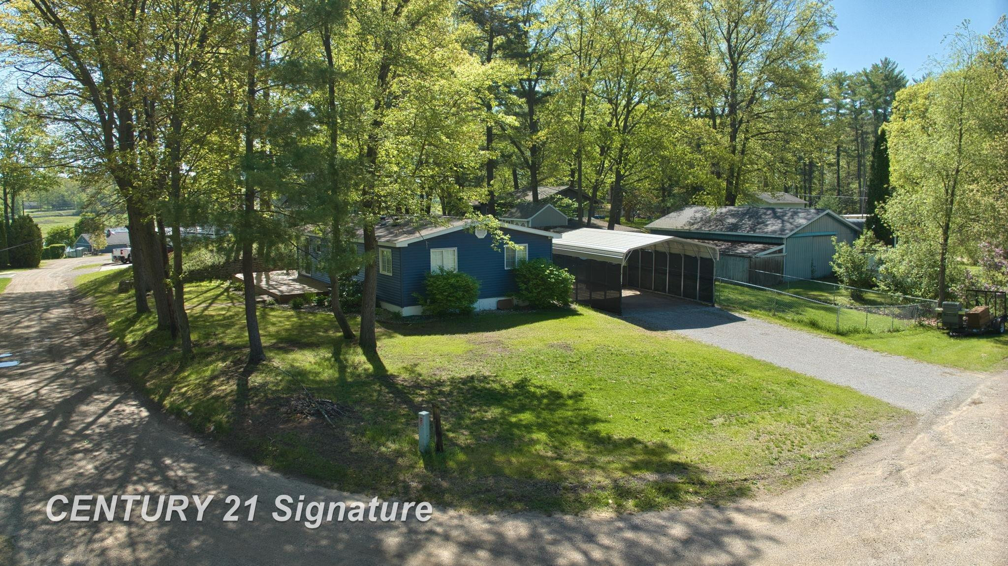 551 W Donald Drive, Sanford, MI 48657 — Photo 9