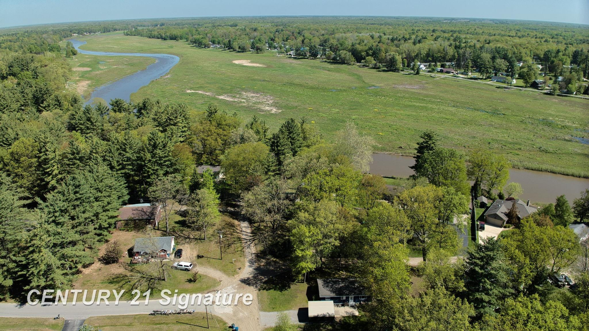 551 W Donald Drive, Sanford, MI 48657 — Photo 14