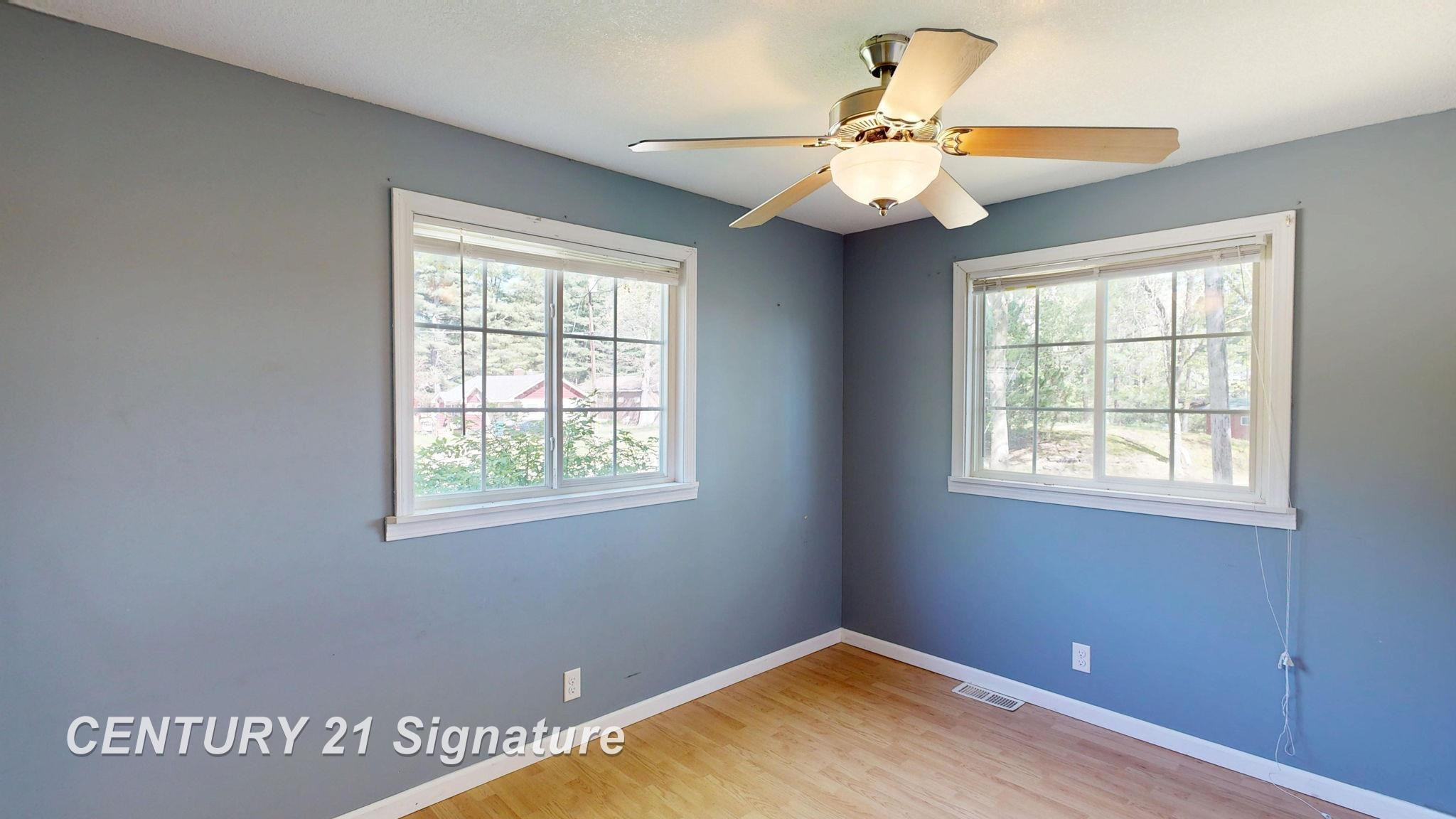 551 W Donald Drive, Sanford, MI 48657 — Photo 34