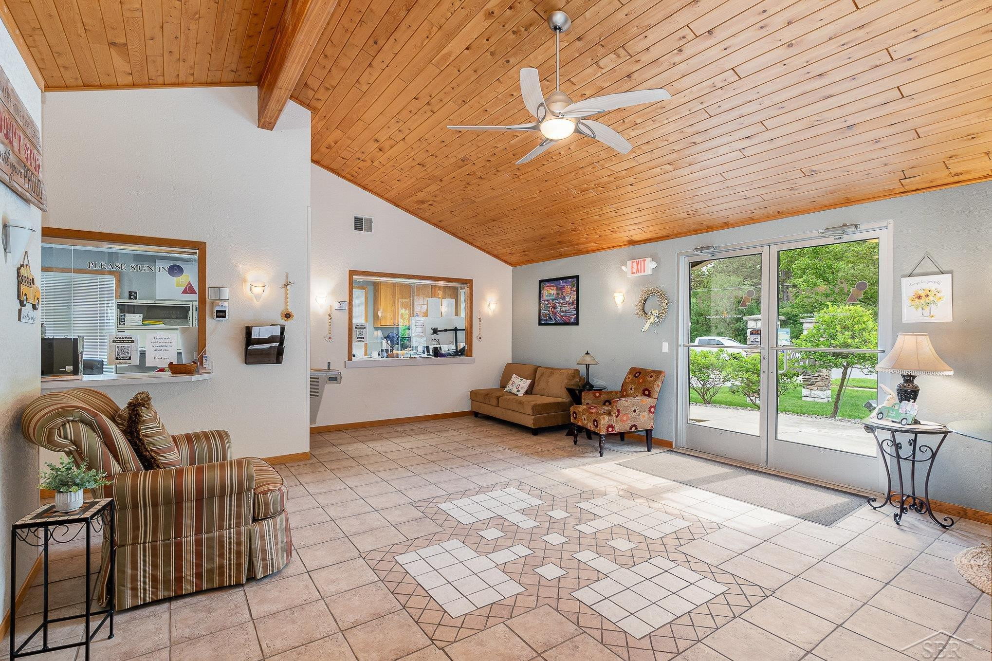 635 N Center Road, Saginaw, MI 48638 — Photo 4