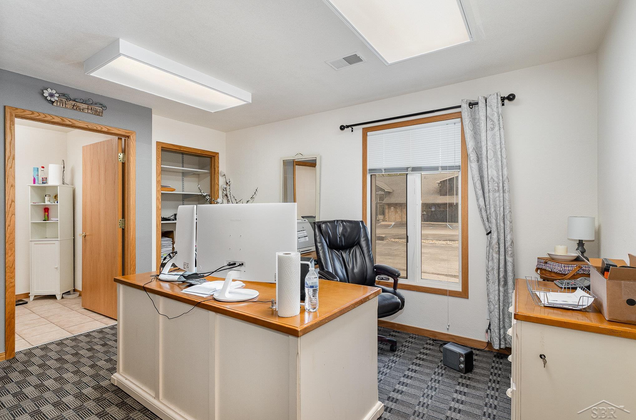 635 N Center Road, Saginaw, MI 48638 — Photo 11