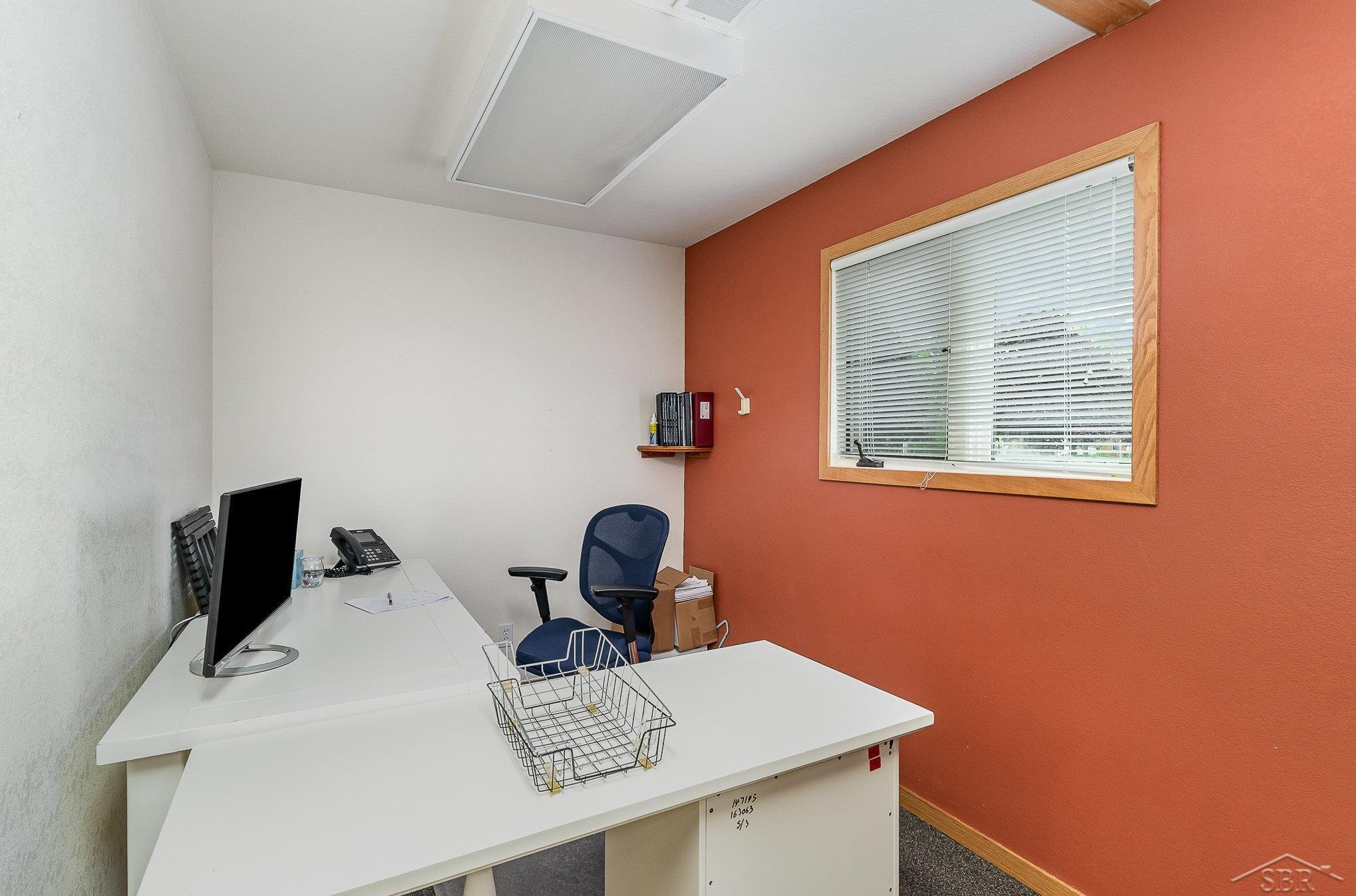 635 N Center Road, Saginaw, MI 48638 — Photo 12