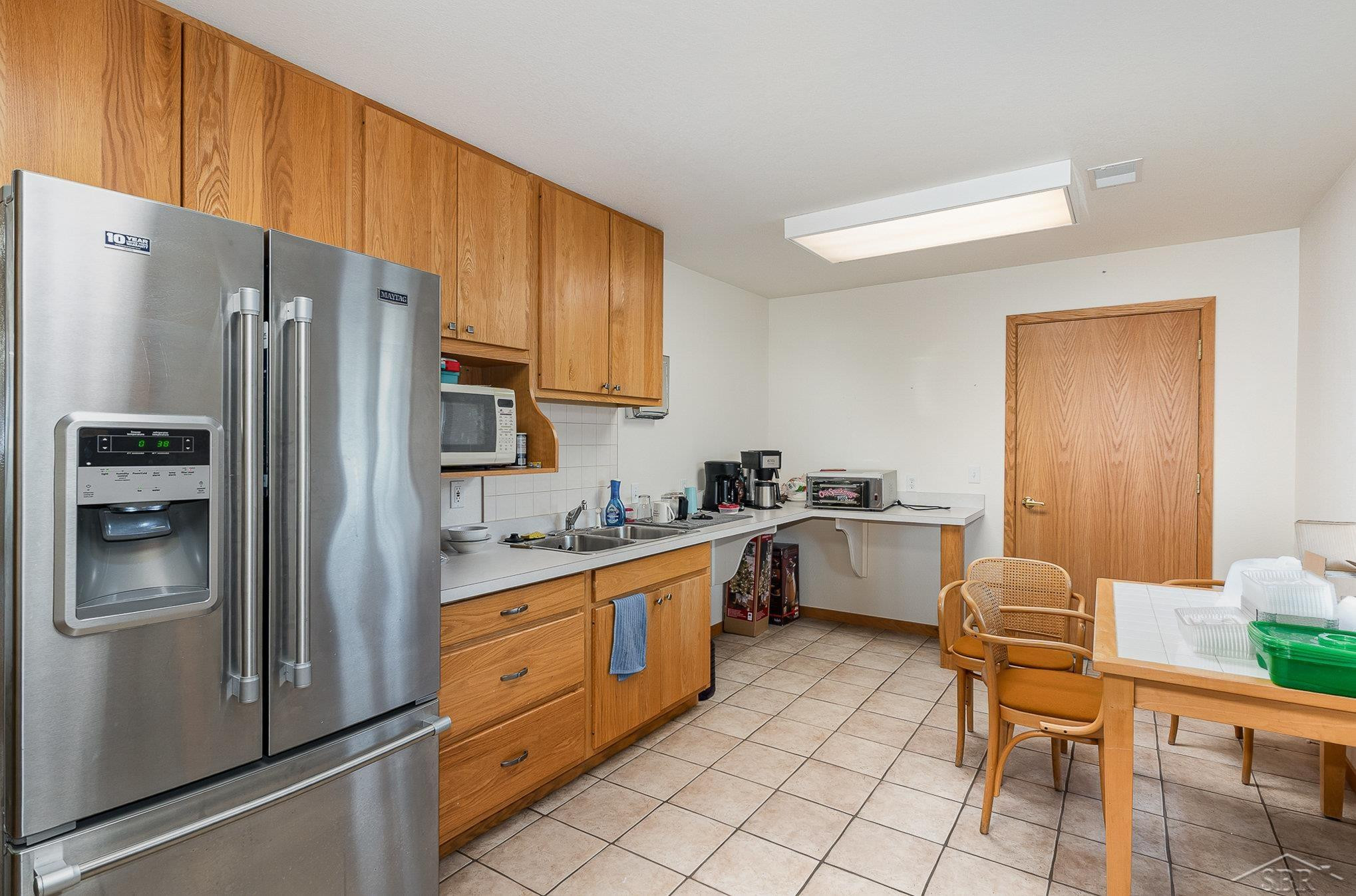 635 N Center Road, Saginaw, MI 48638 — Photo 15