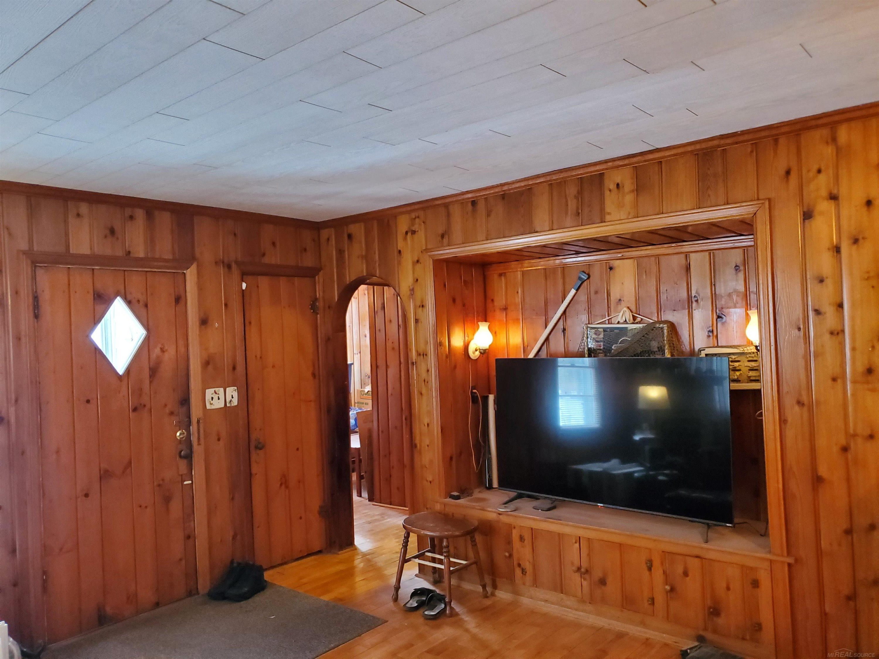 5857 Lakeshore Road, Lexington, MI 48450 — Photo 10