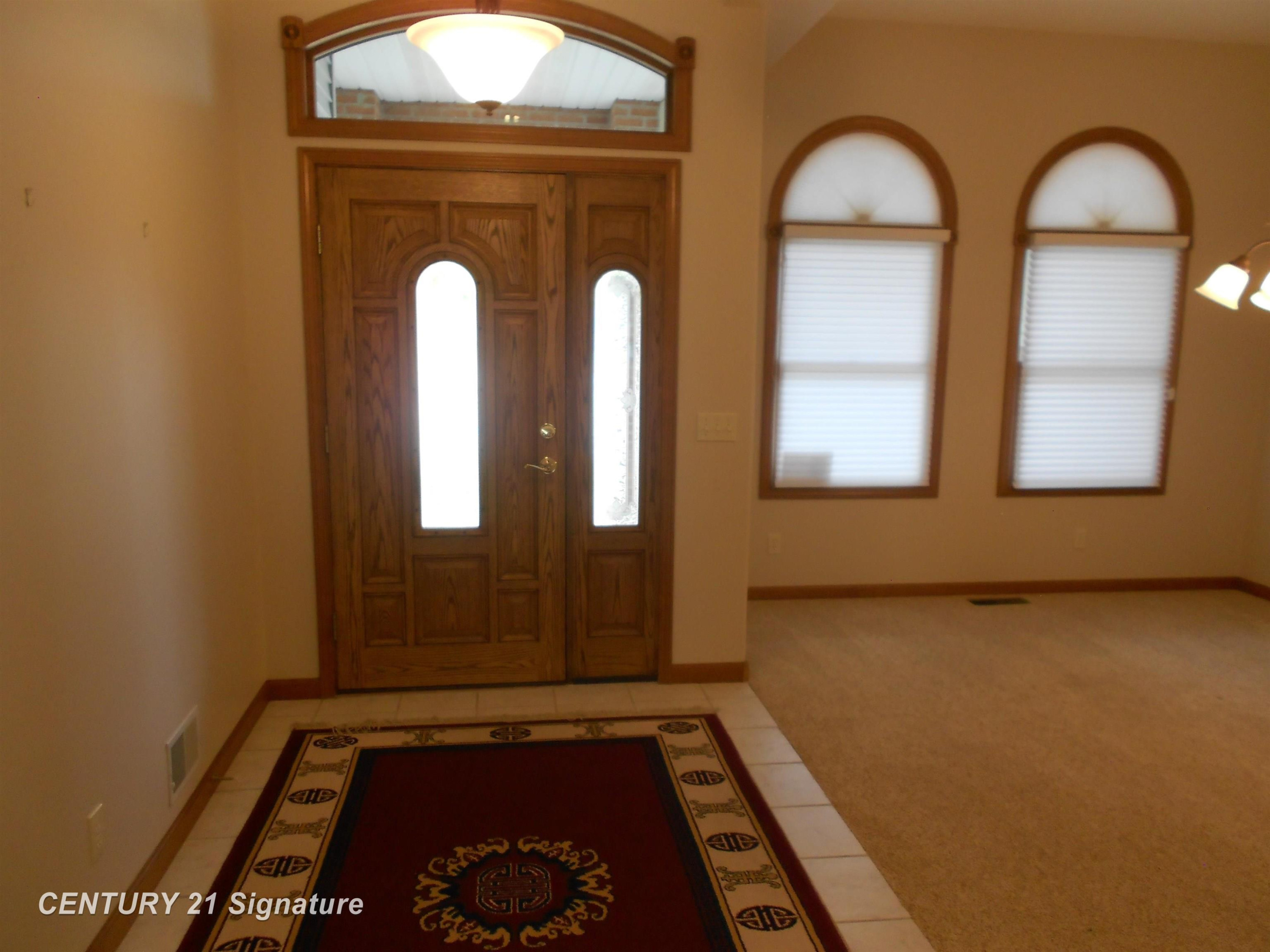 300 Ireland Court, Auburn, MI 48611 — Photo 12