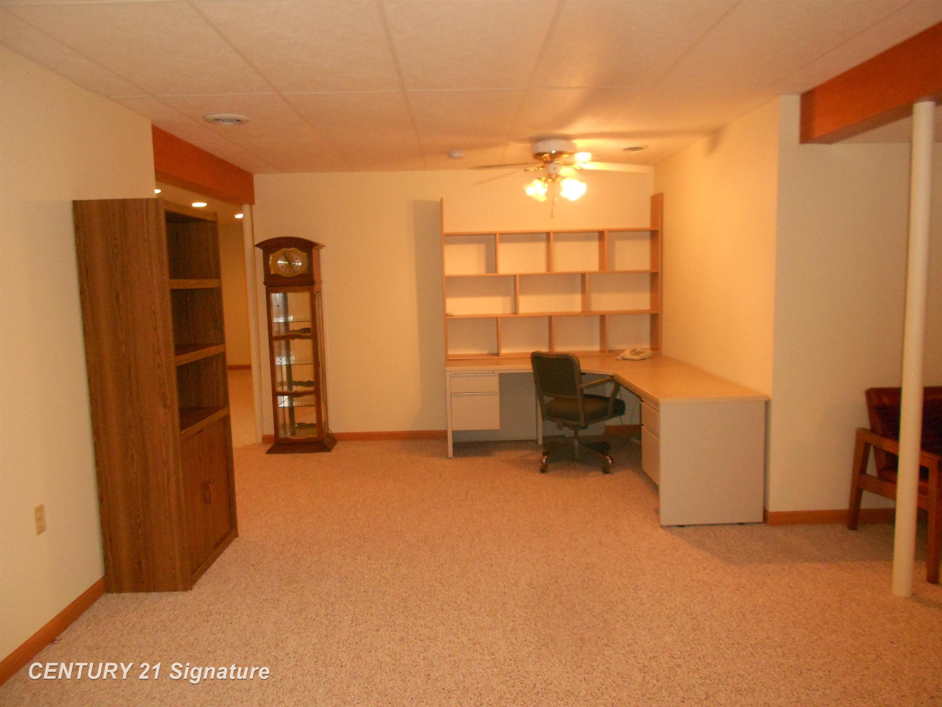 300 Ireland Court, Auburn, MI 48611 — Photo 26