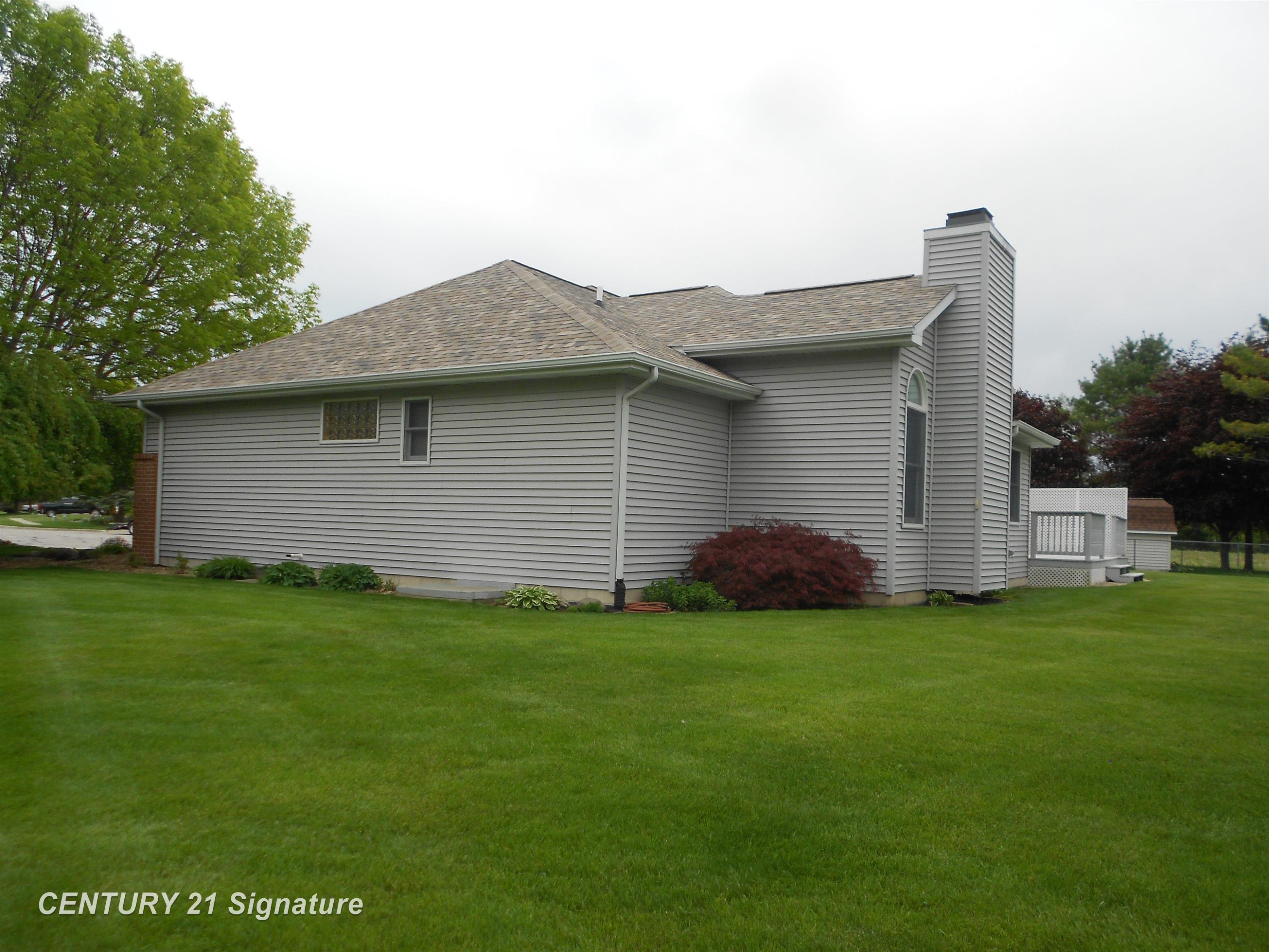 300 Ireland Court, Auburn, MI 48611 — Photo 37