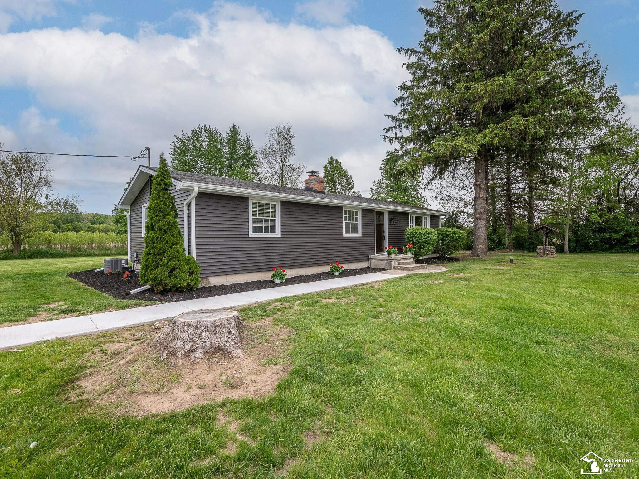 12660 Darling Street, MI 48160 — front exterior
