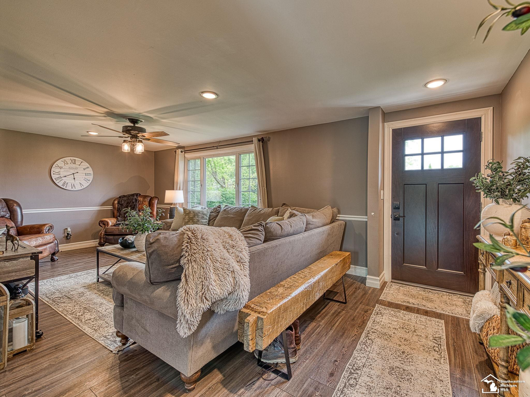 12660 Darling Street, MI 48160 — Photo 4