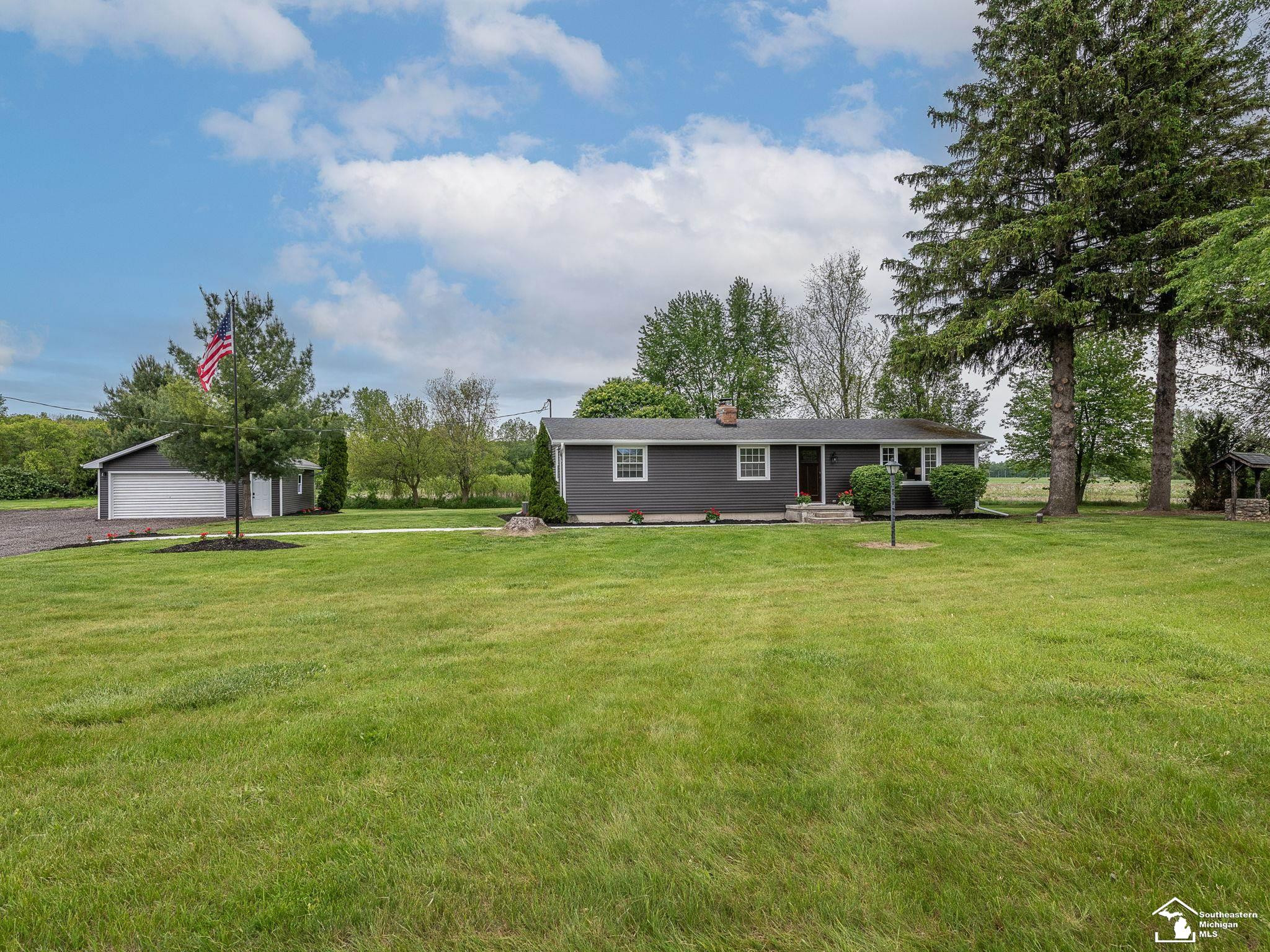 12660 Darling Street, MI 48160 — Photo 25