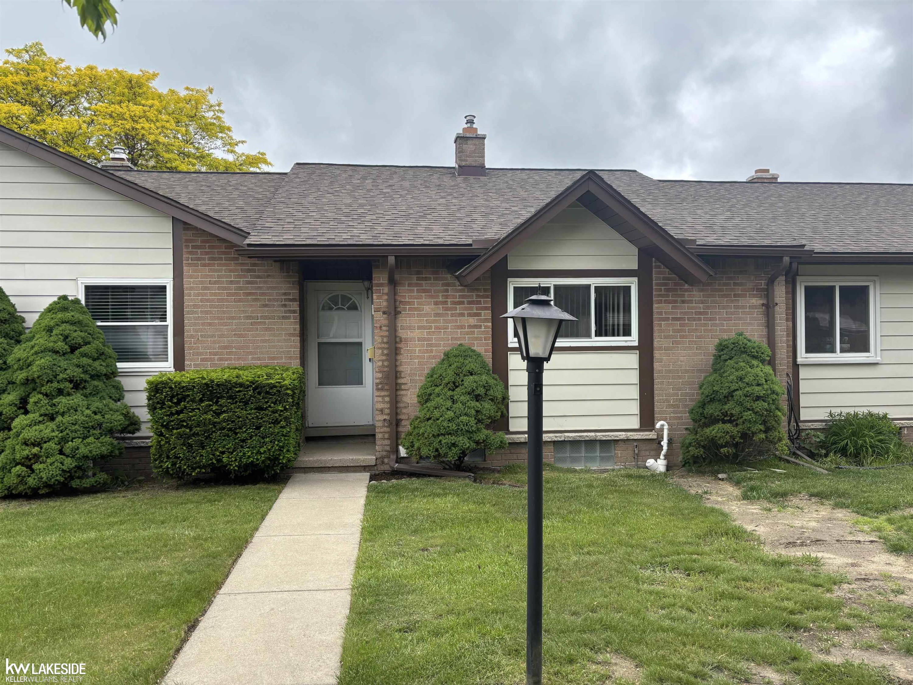 8401 18 MILE Road, 154, Sterling Heights, MI 48313 — Photo 2