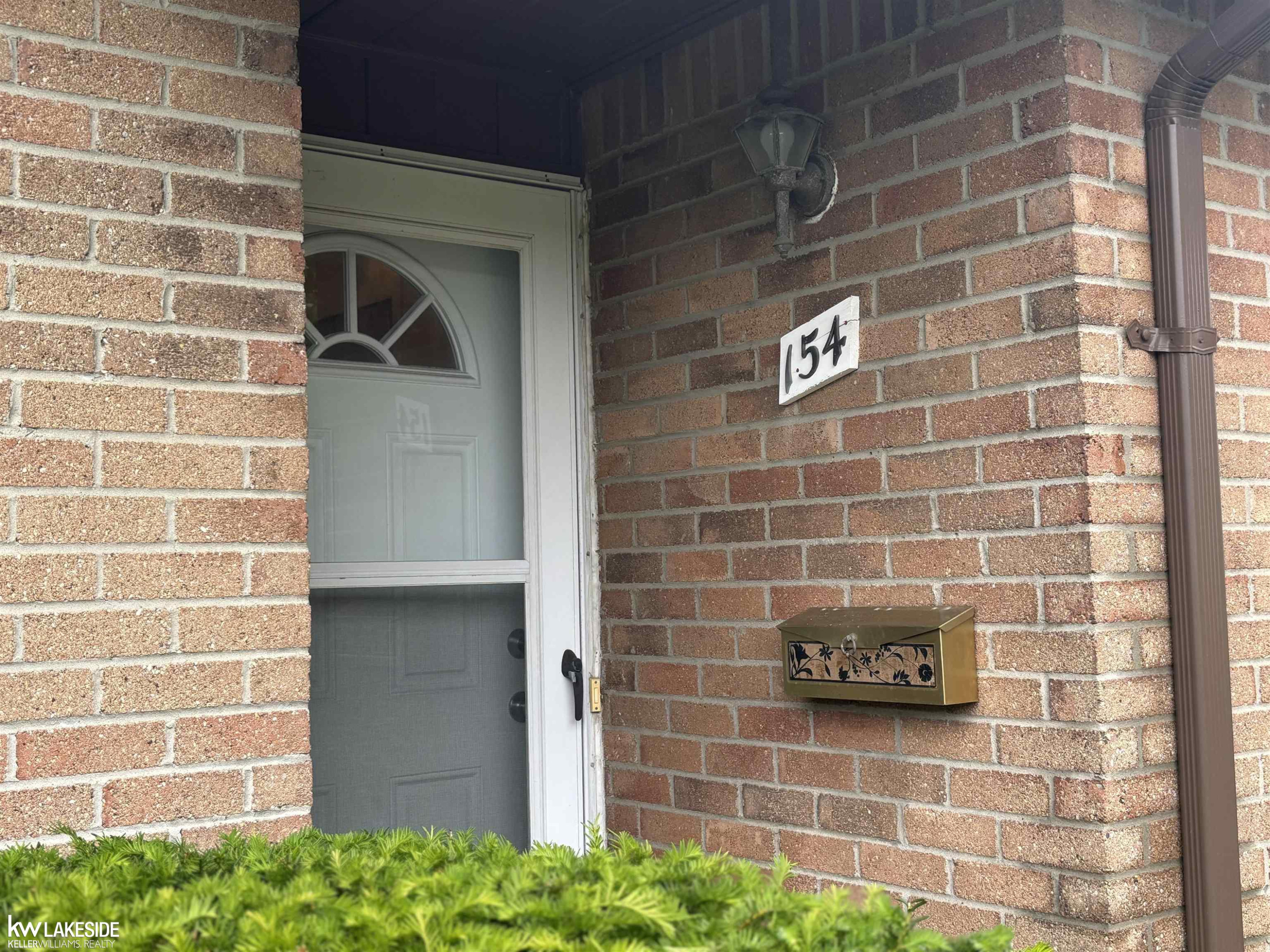 8401 18 MILE Road, 154, Sterling Heights, MI 48313 — Photo 3